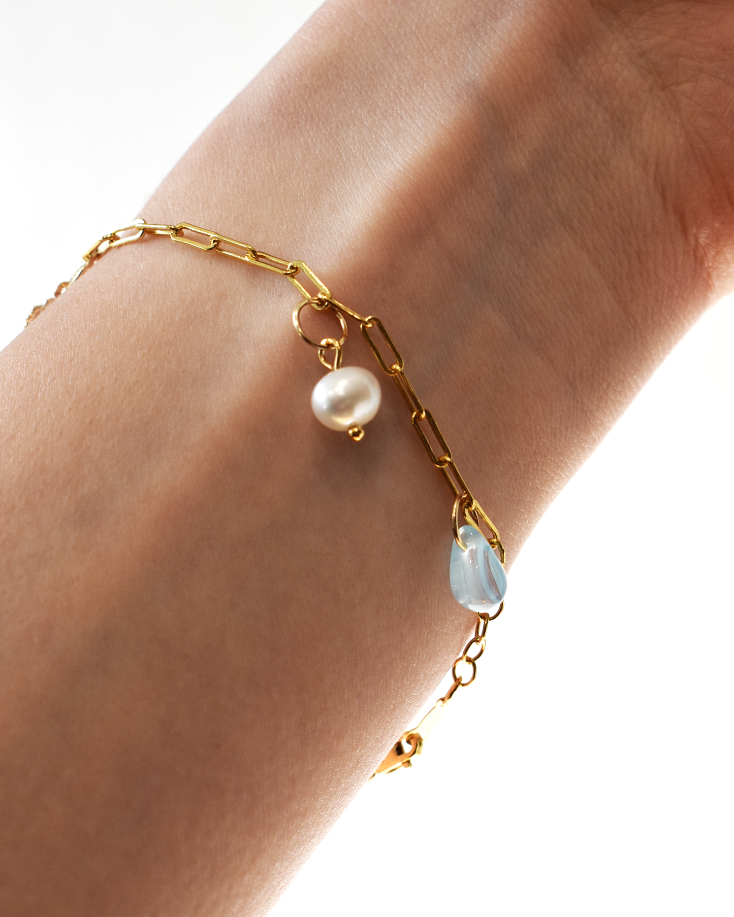 Gold Shell Crystal Paperclip Chain Bracelet