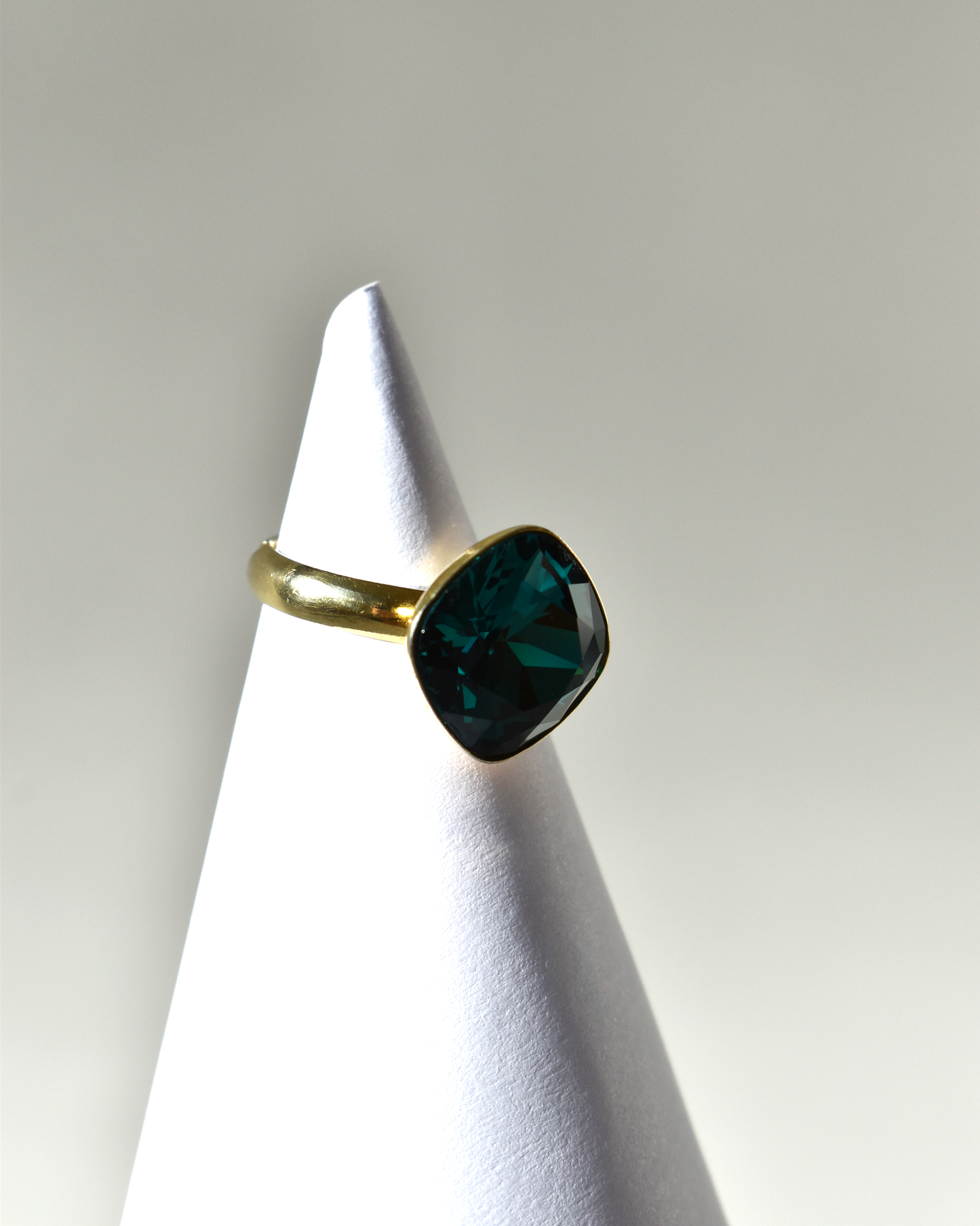 Deep Green Crystal Cocktail Ring