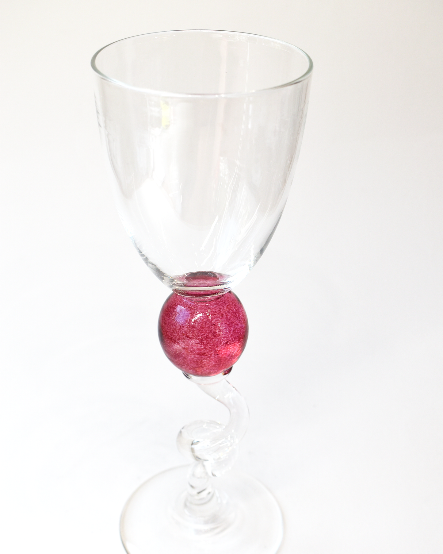 Cranberry Pink 'Colourball' Blown Wine Glass