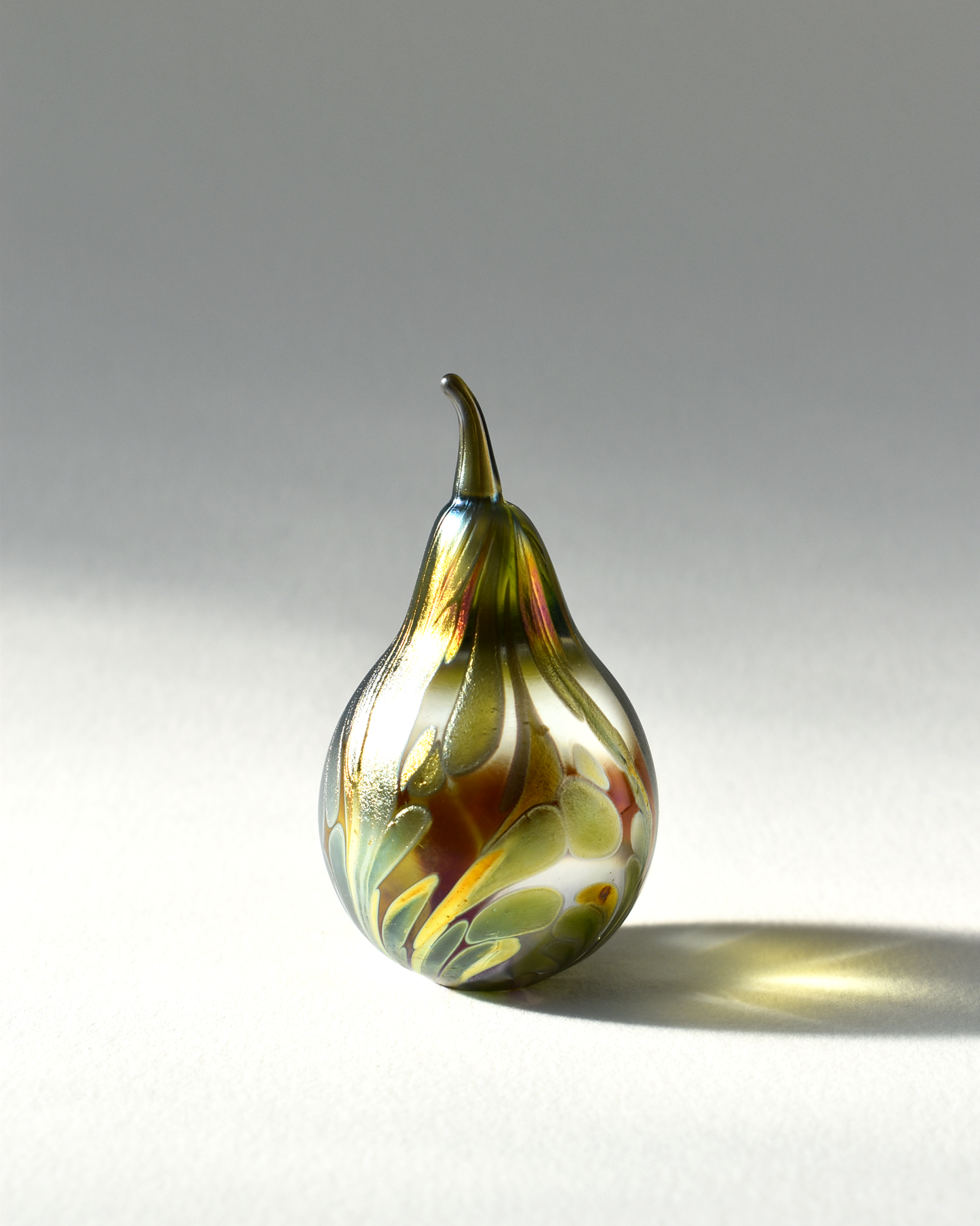 Featherspray Lime Blown Glass Pear (S)