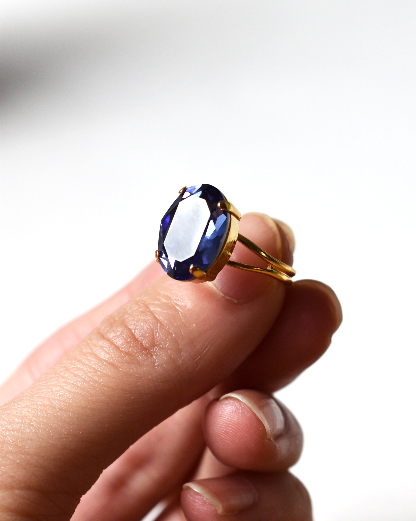 Dark Lilac Oval Crystal Cocktail Ring