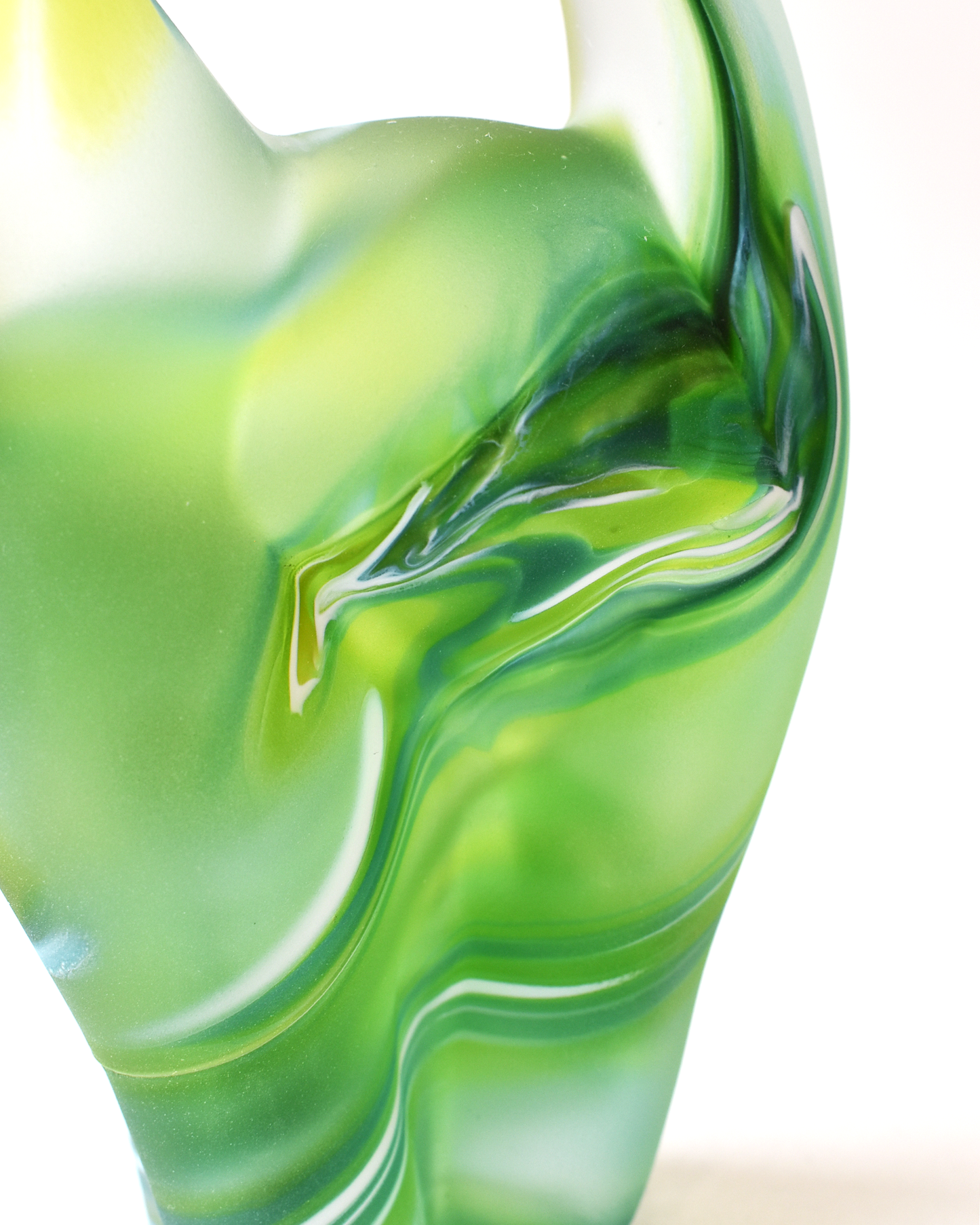 Green Watercolour Frosted Glass Cat (M)