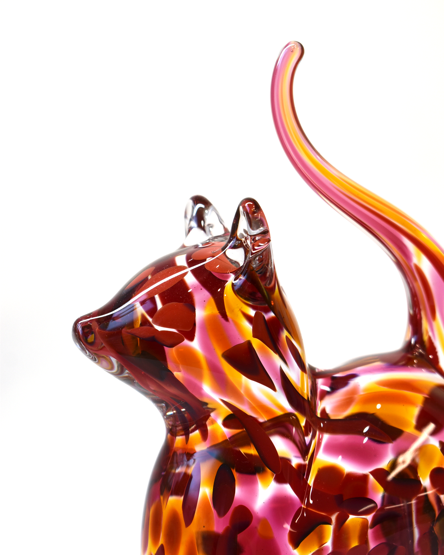 Ruby & Cranberry Streaky Glass Cat (L)