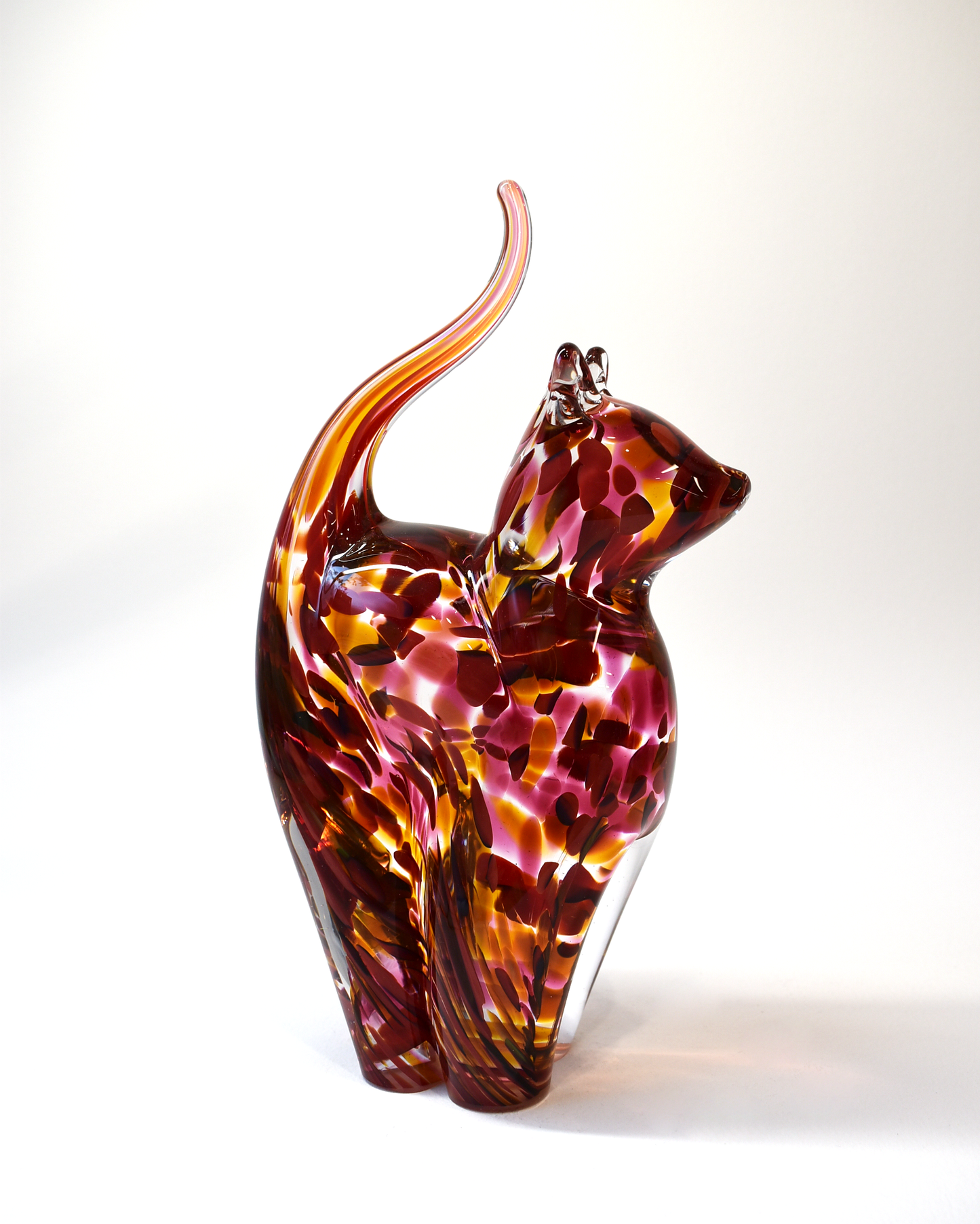 Ruby & Cranberry Streaky Glass Cat (L)