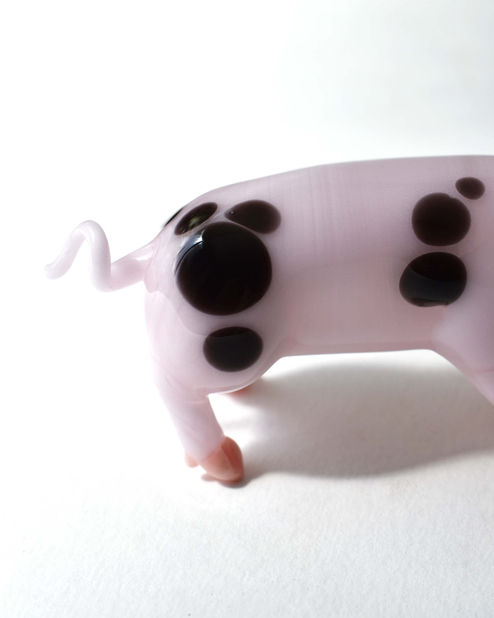 'Pink Spotted Pig' Glass Sculpture