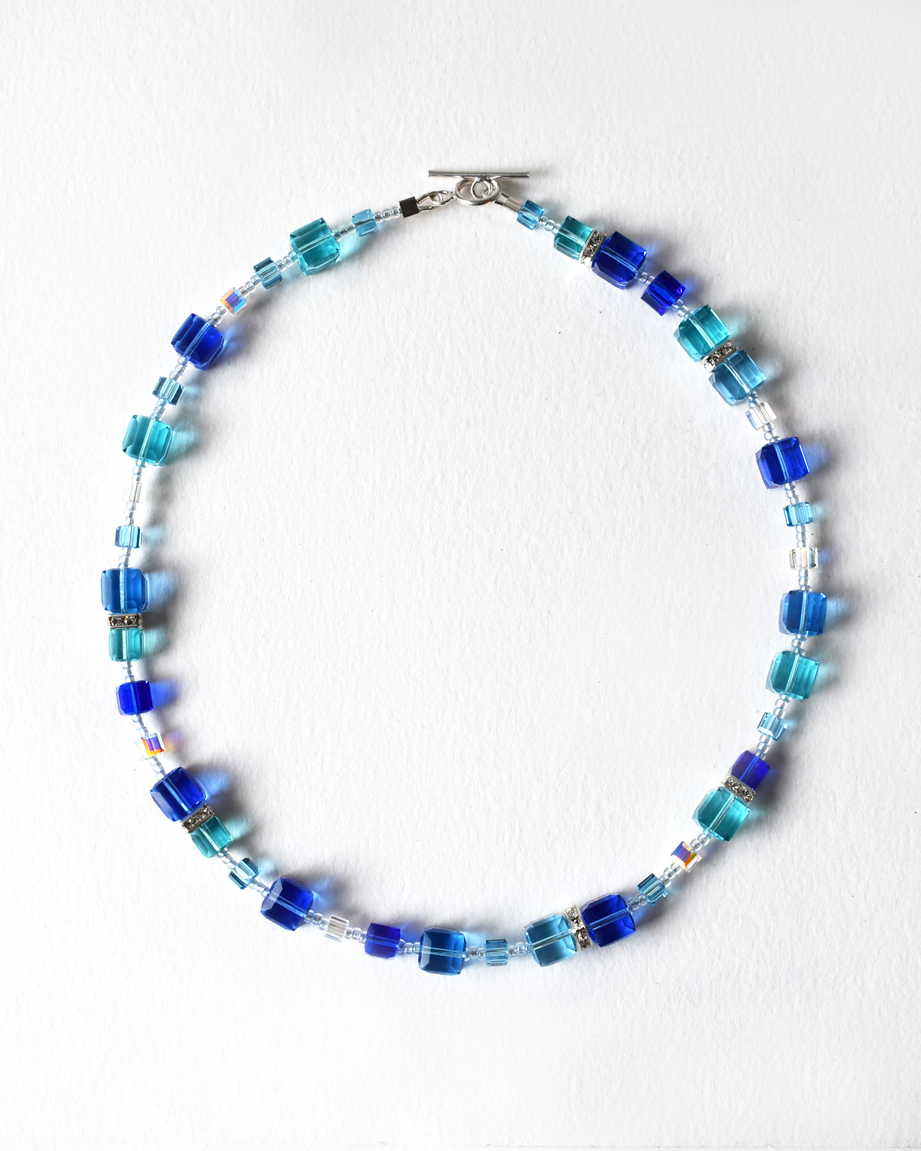 Shimmering Blue Cube Bead Crystal Necklace