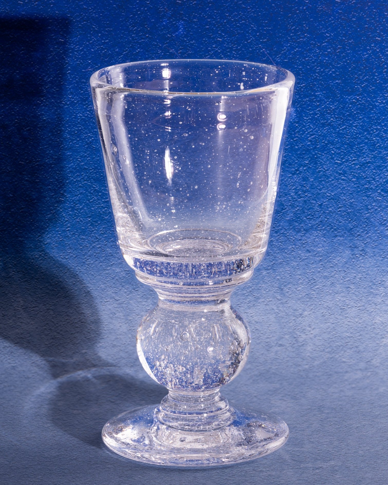Handblown Clear Seedy 'Heritage' Elegant Wine Glass
