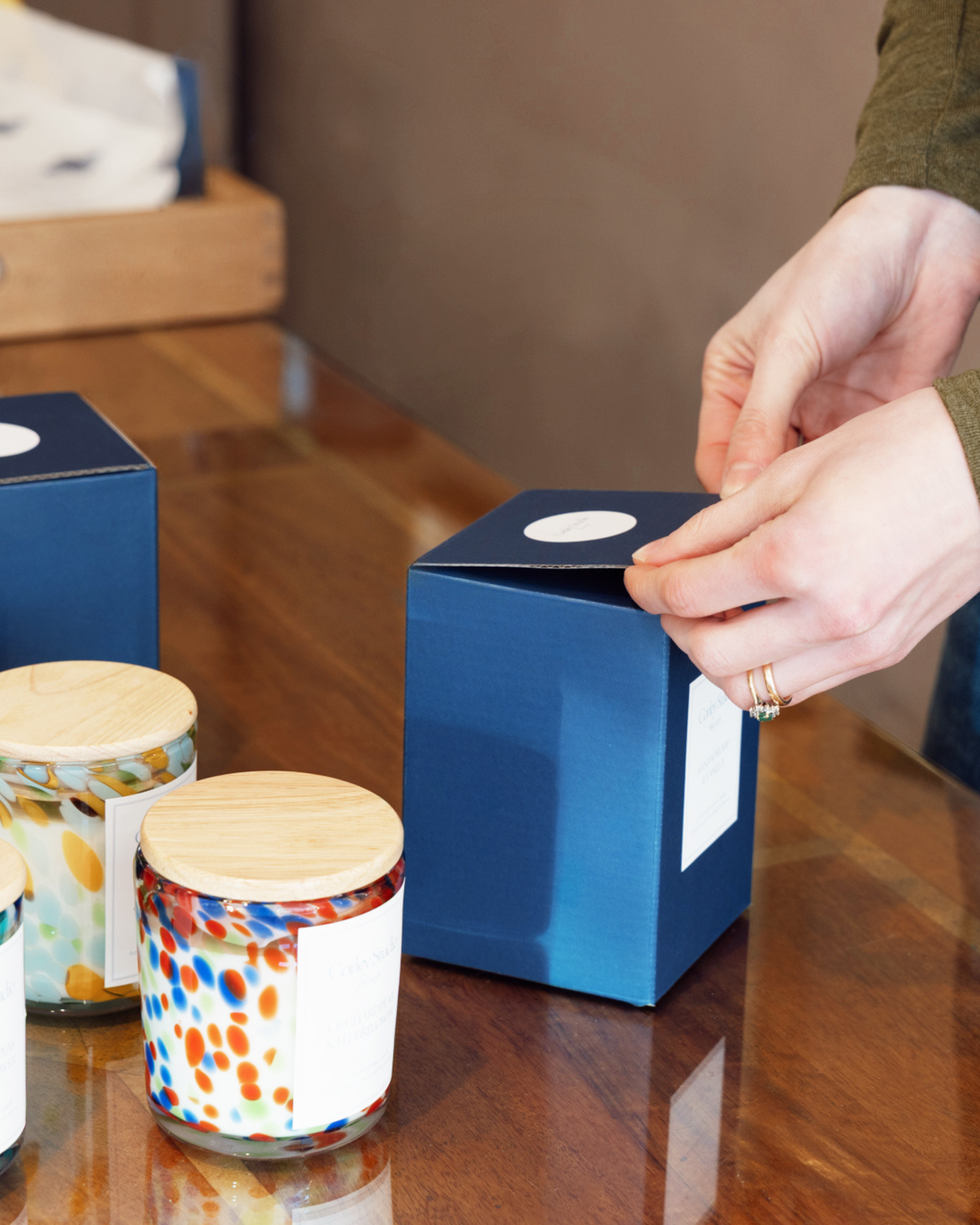 Sandalwood & Vanilla Candle (Large)