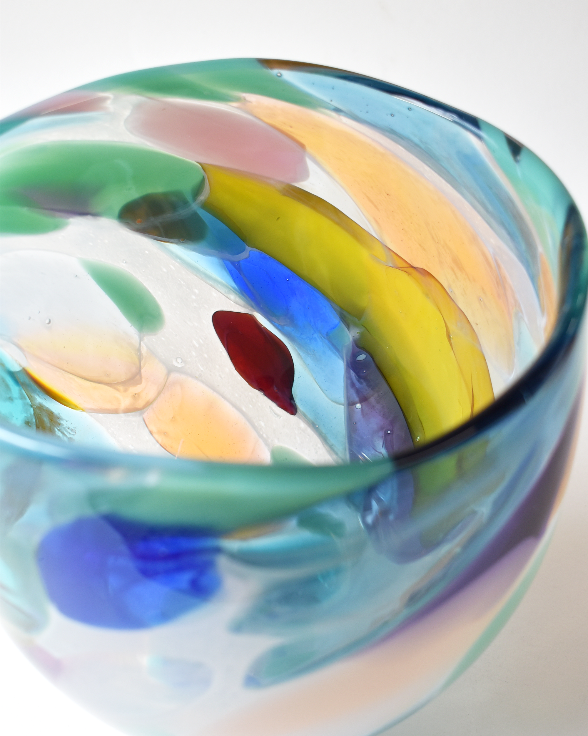 "Bold & Beautiful" Blown Glass Bowl (L)