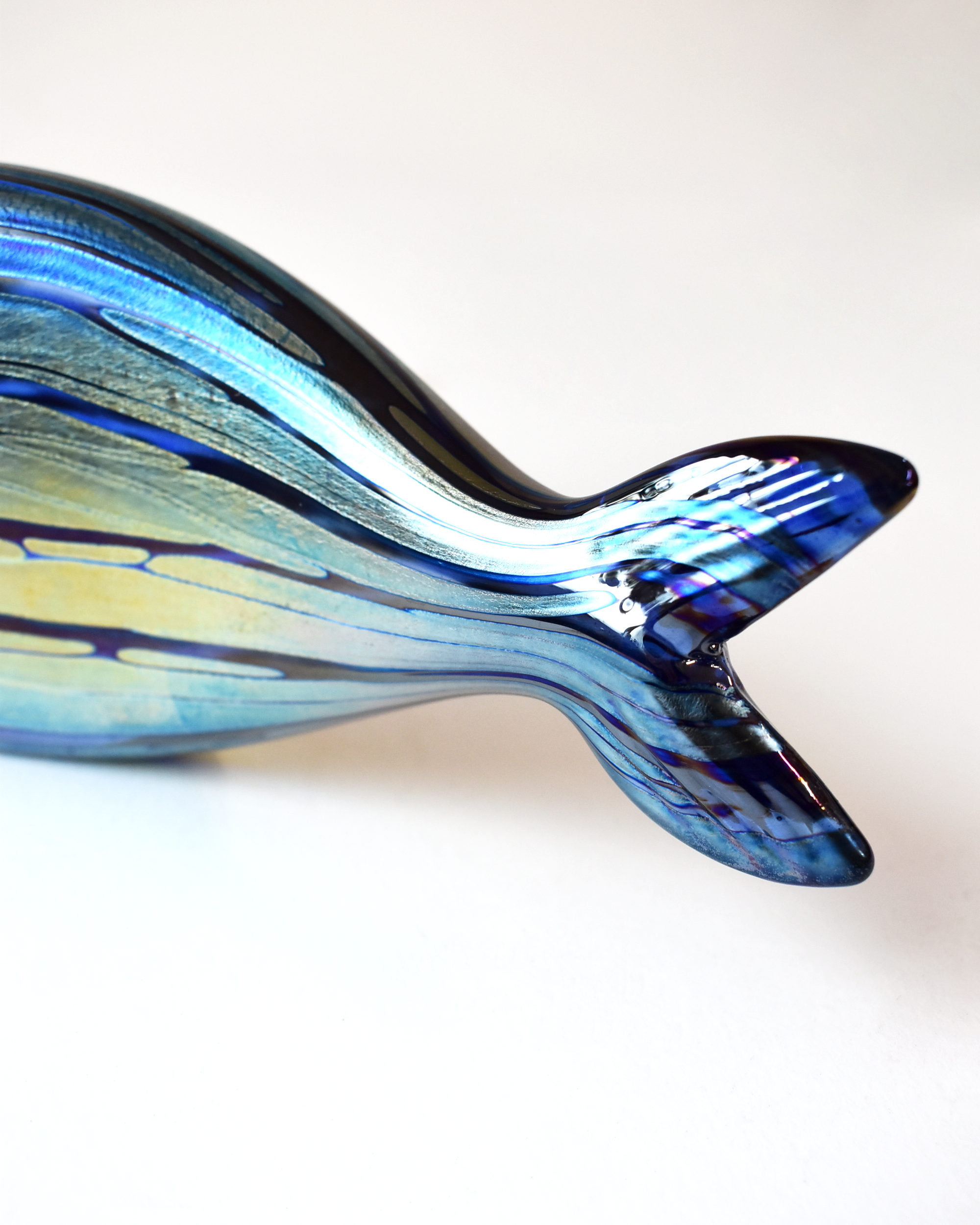 Blue Iridescent Striped Glass Fish (L)