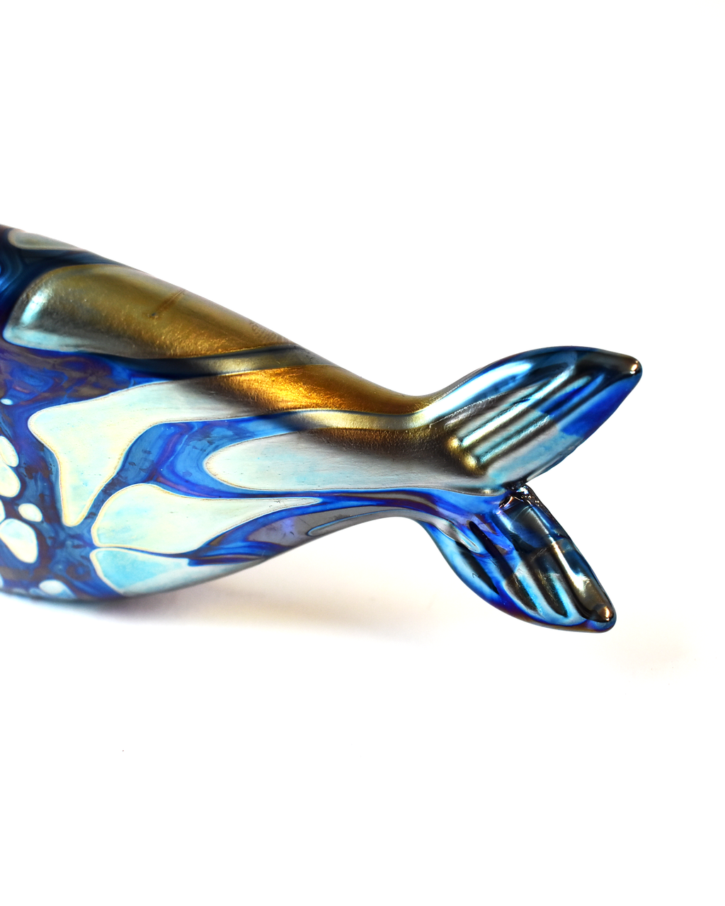 Blue Iridescent Spotted Glass Fish (L)