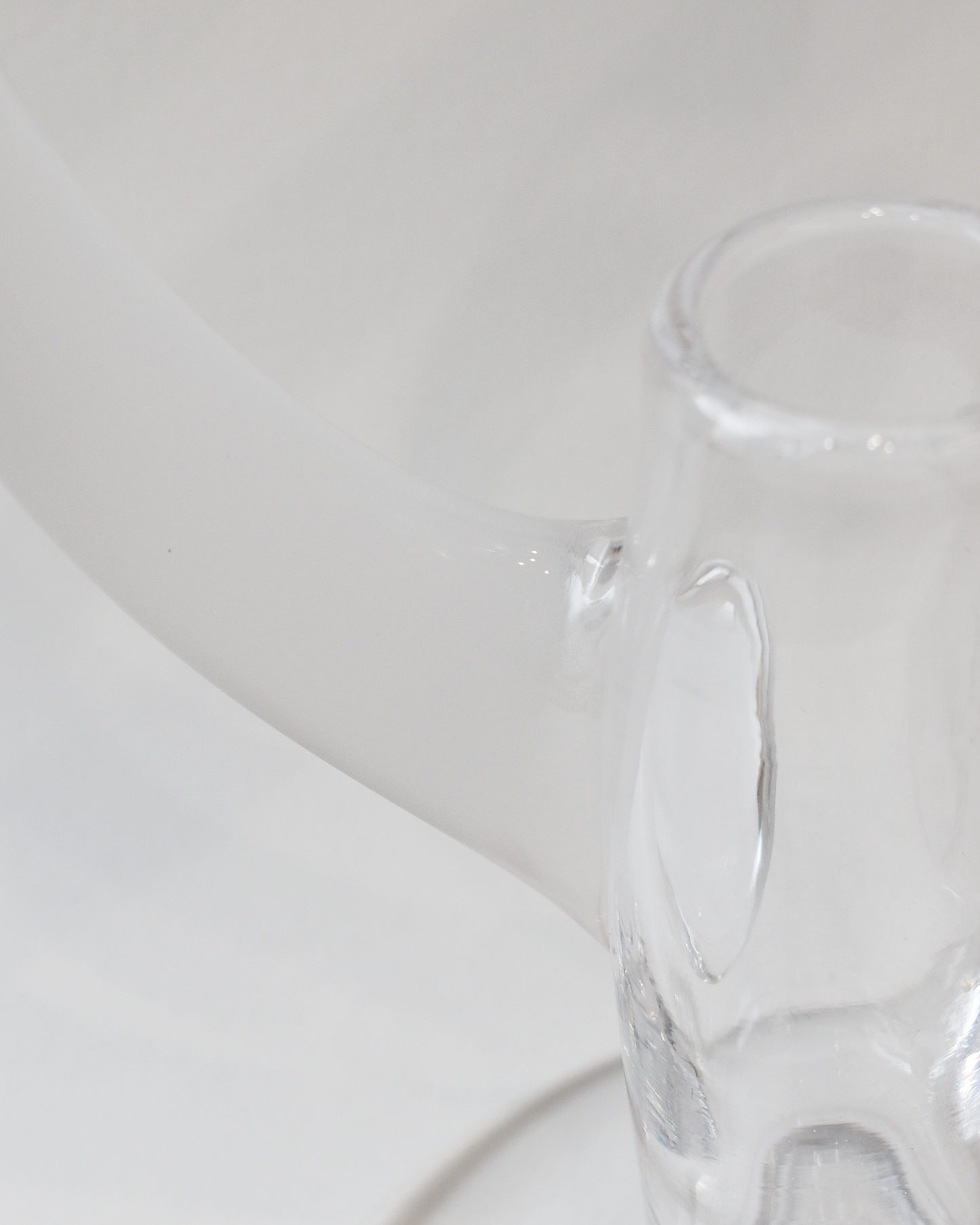 Single Stem Vase - Frosted