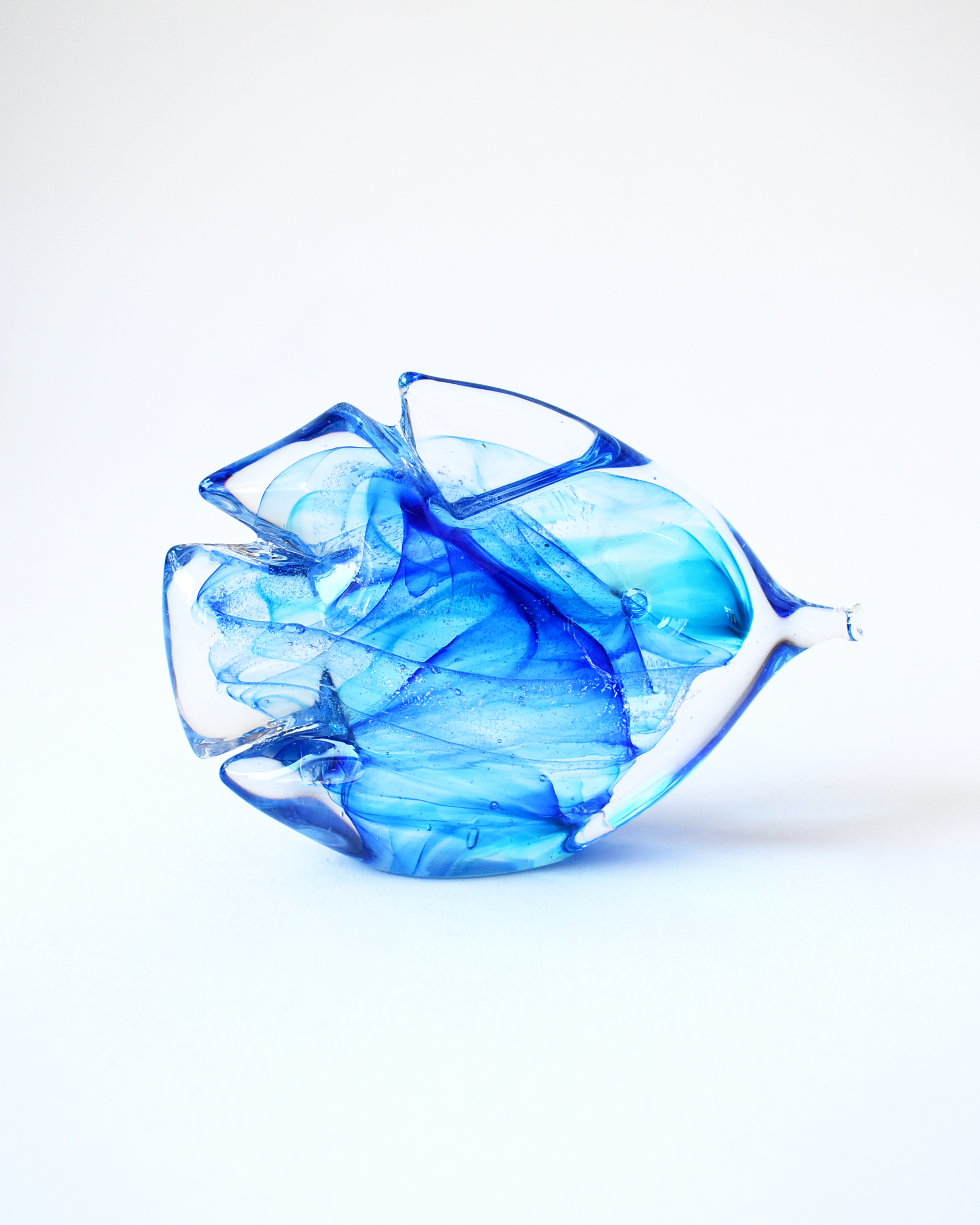Streaky Blue Sparkle Glass Fish