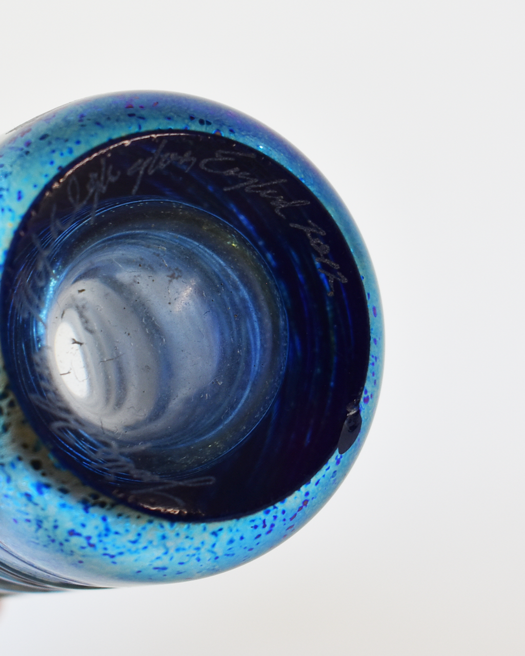 Sea Ripple Iridescent Cylindrical Vase