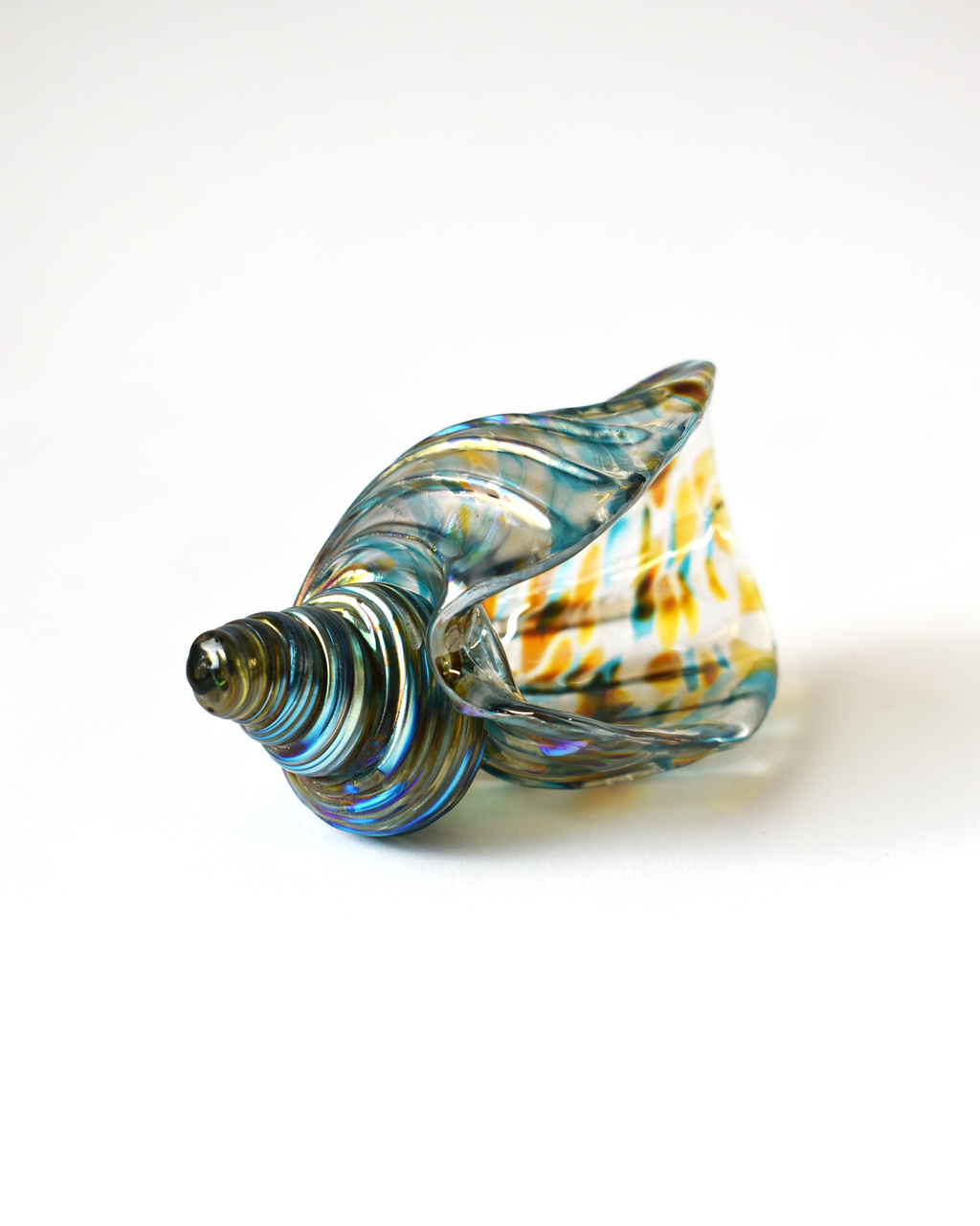 Blue Featherspray Glass Shell (S)