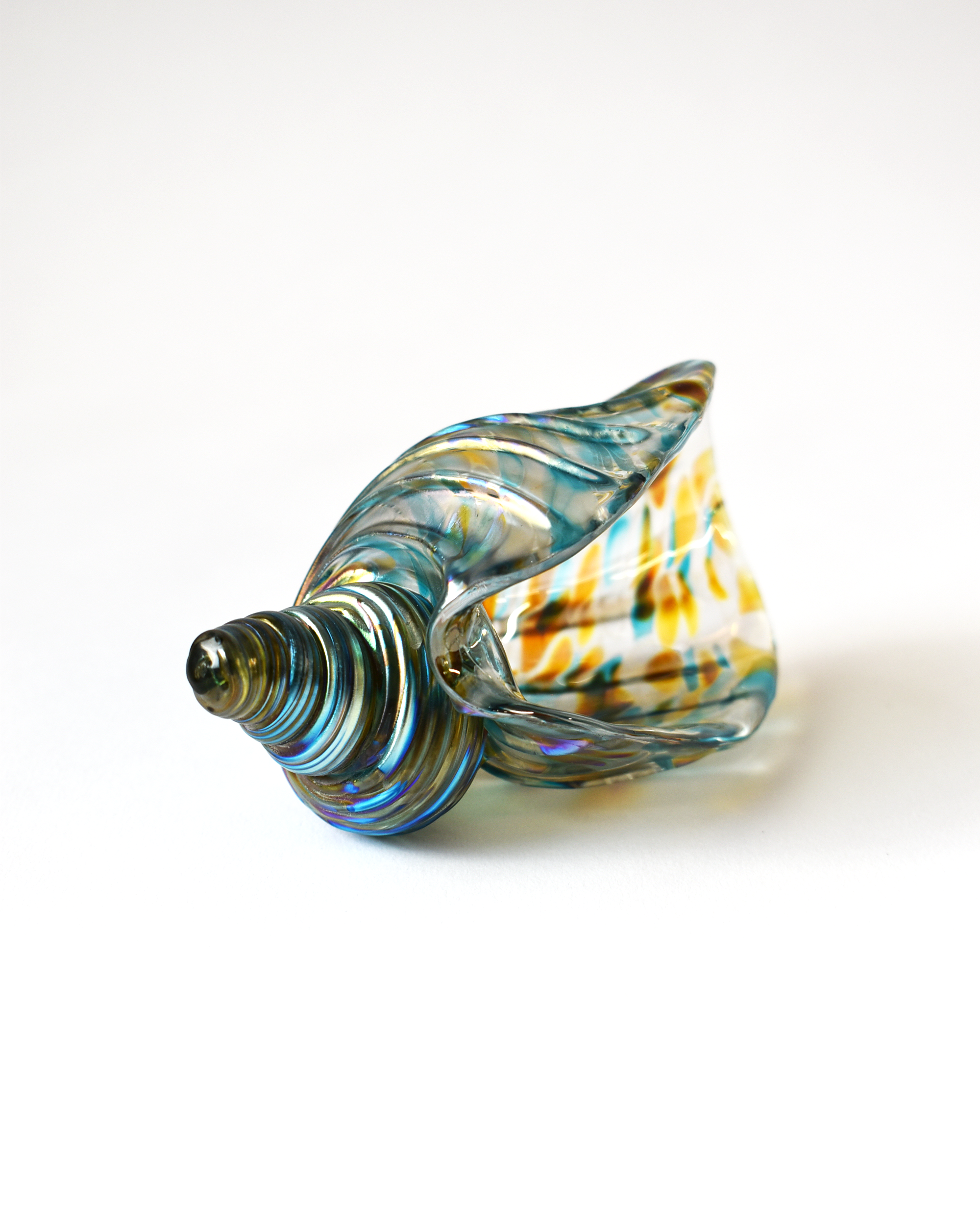 Blue Featherspray Glass Shell (S)