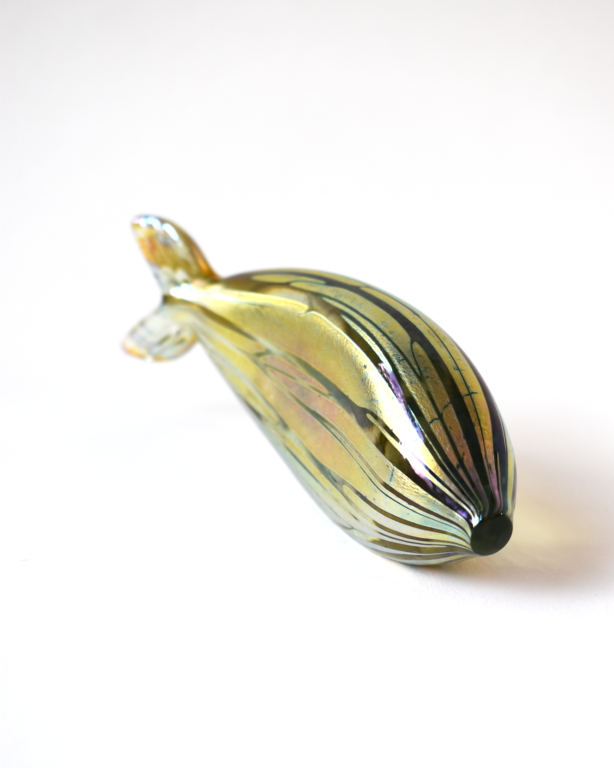 Gold Iridescent Striped Glass Fish (S)