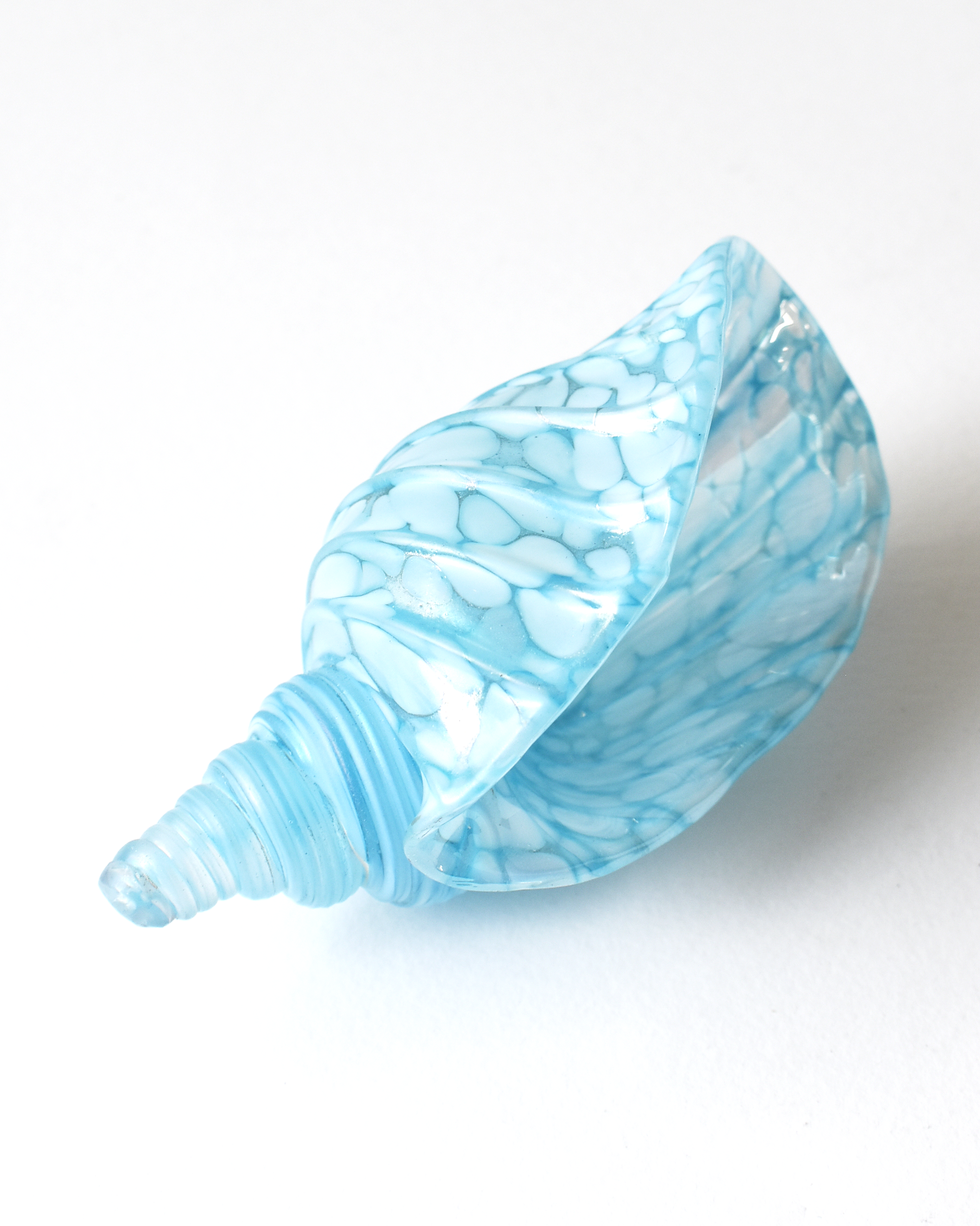 Soft Blue Glass Shell (S)