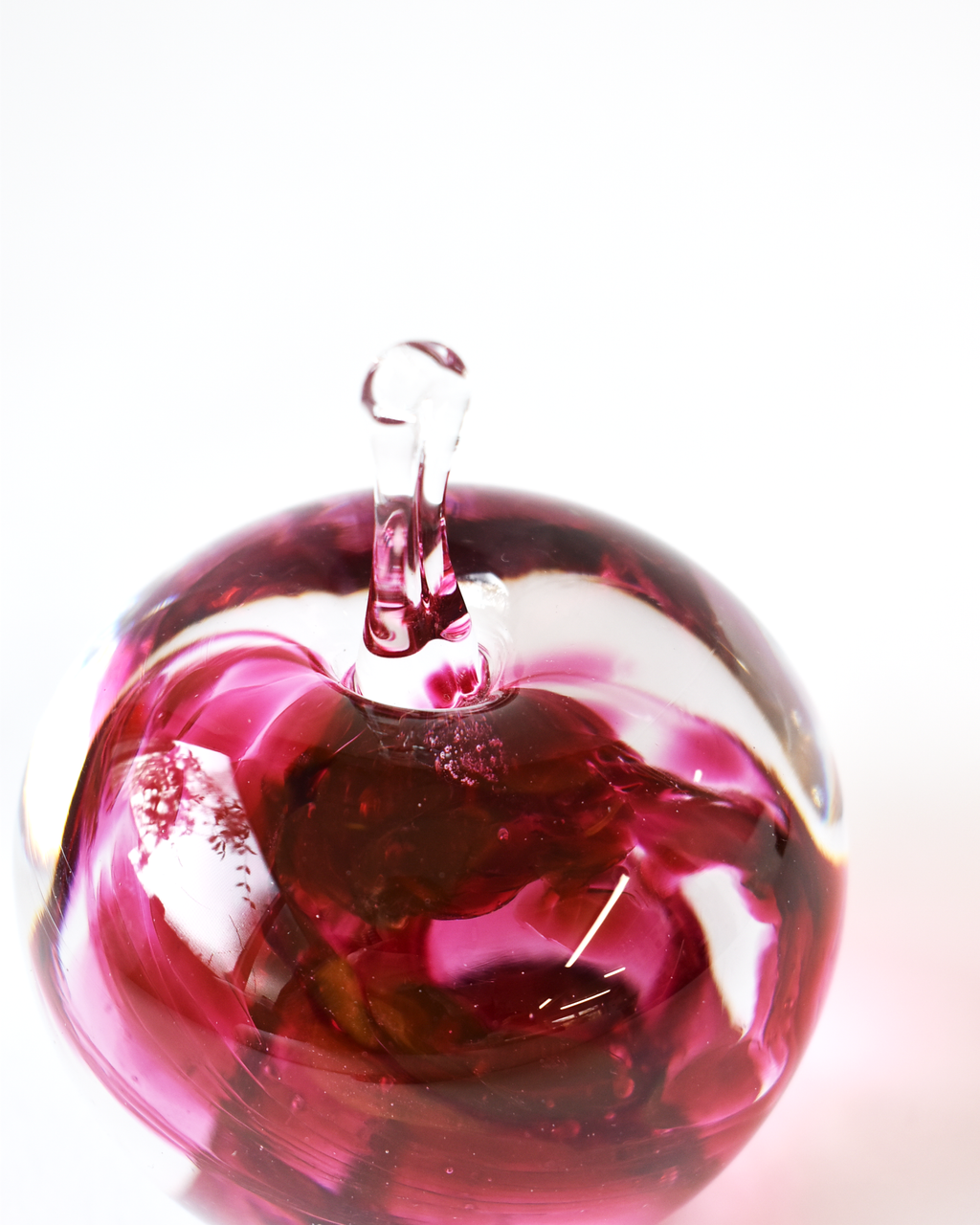 Cranberry Swirl Blown Glass Apple (L)
