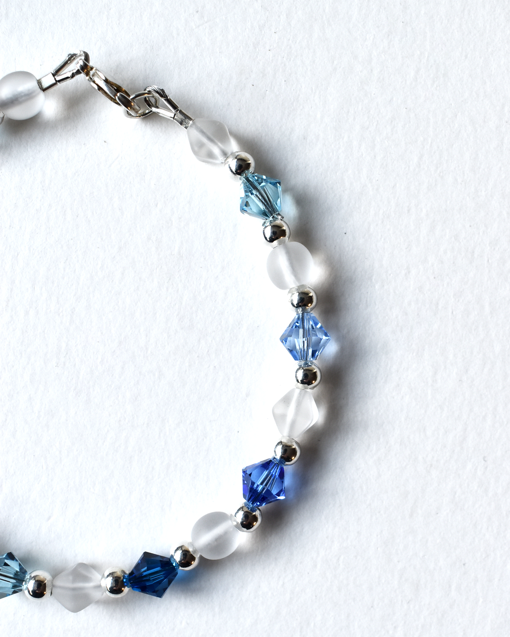 'Frosted Blues' Silver Beaded Bracelet