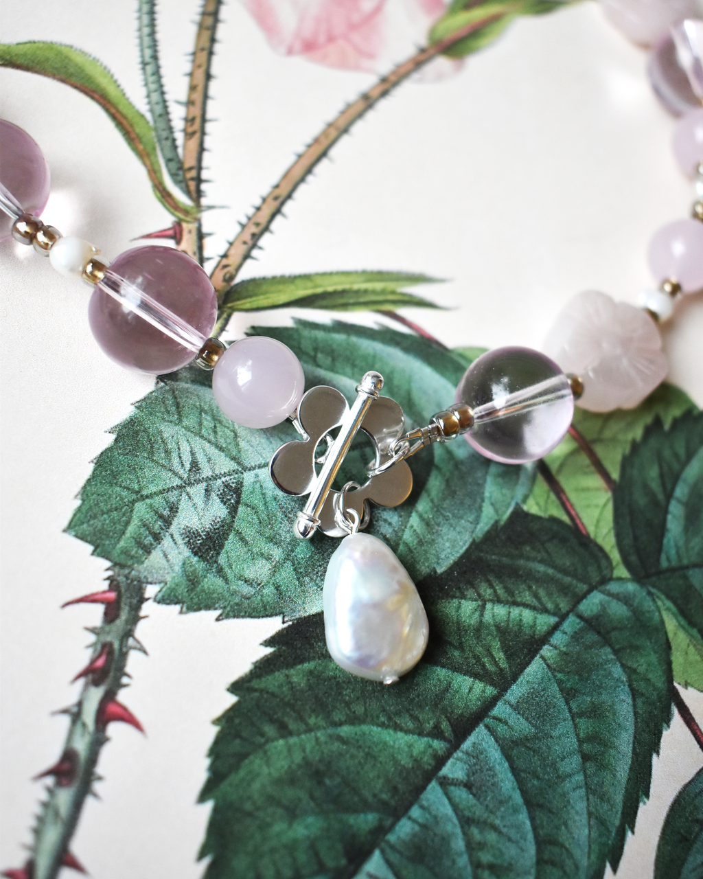 'Rose Garden' Flower Toggle Bead Necklace