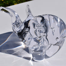 Load image into Gallery viewer, Clear &amp; Seedy Glass X-Large Elephant
