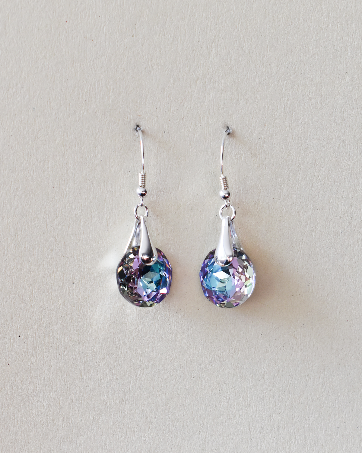 'Vitrail Purple' Round Crystal Earrings