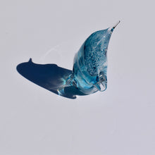 Load image into Gallery viewer, Aqua Blue Twist Glass Penguin
