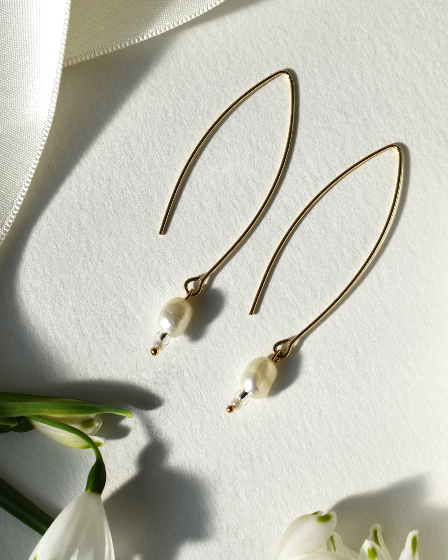 Freshwater Pearl Gold Arc Earrings