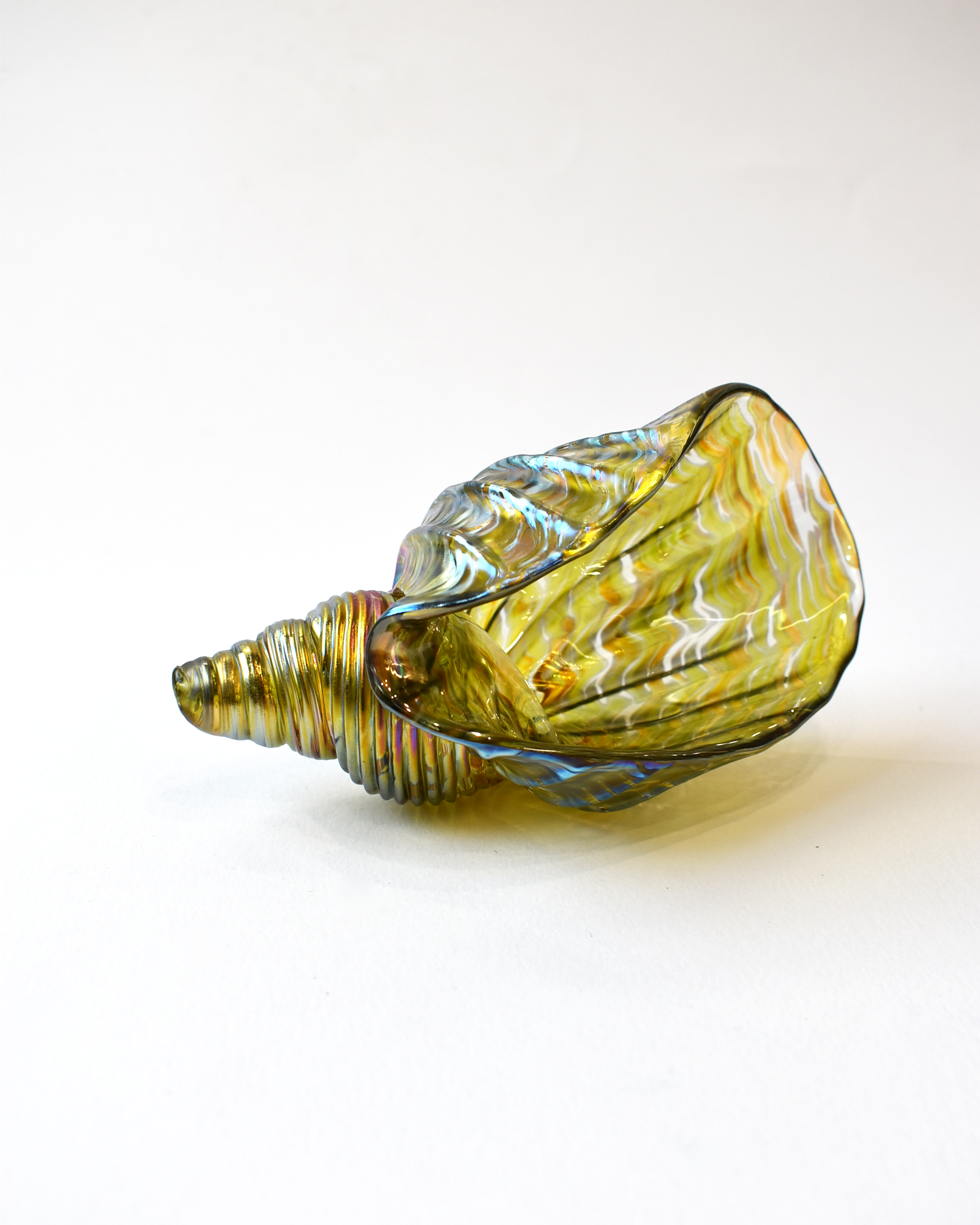 Lime Featherspray Glass Shell (L)