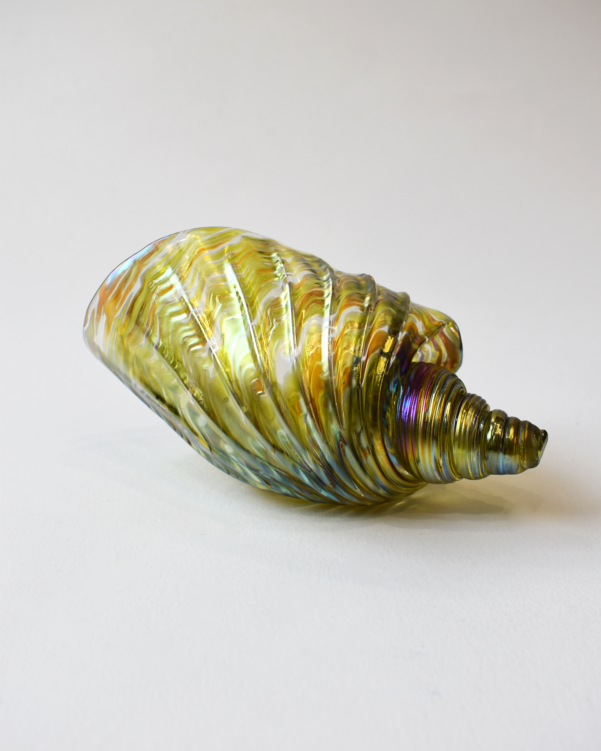 Lime Featherspray Glass Shell (L)