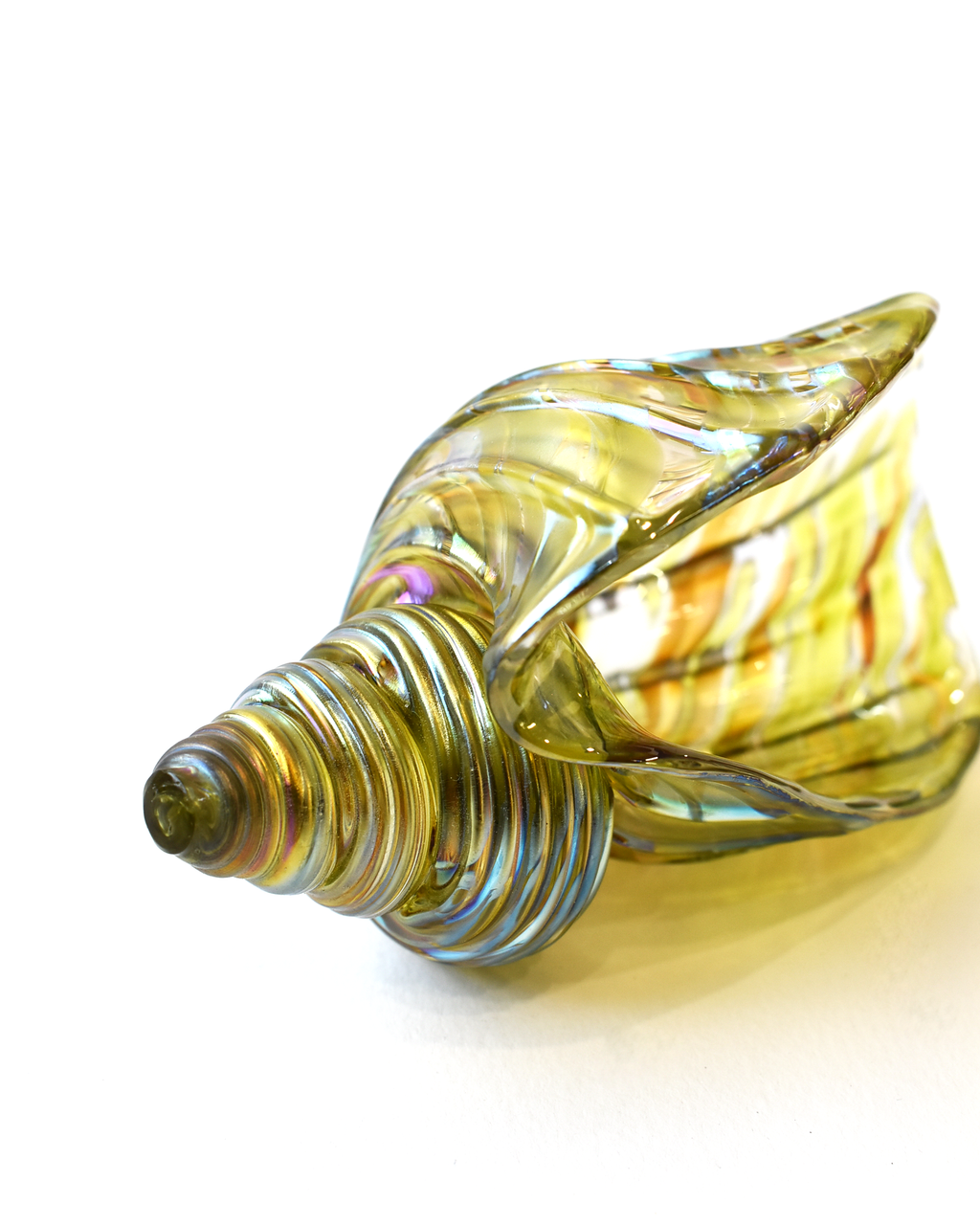 Lime Featherspray Glass Shell (S)