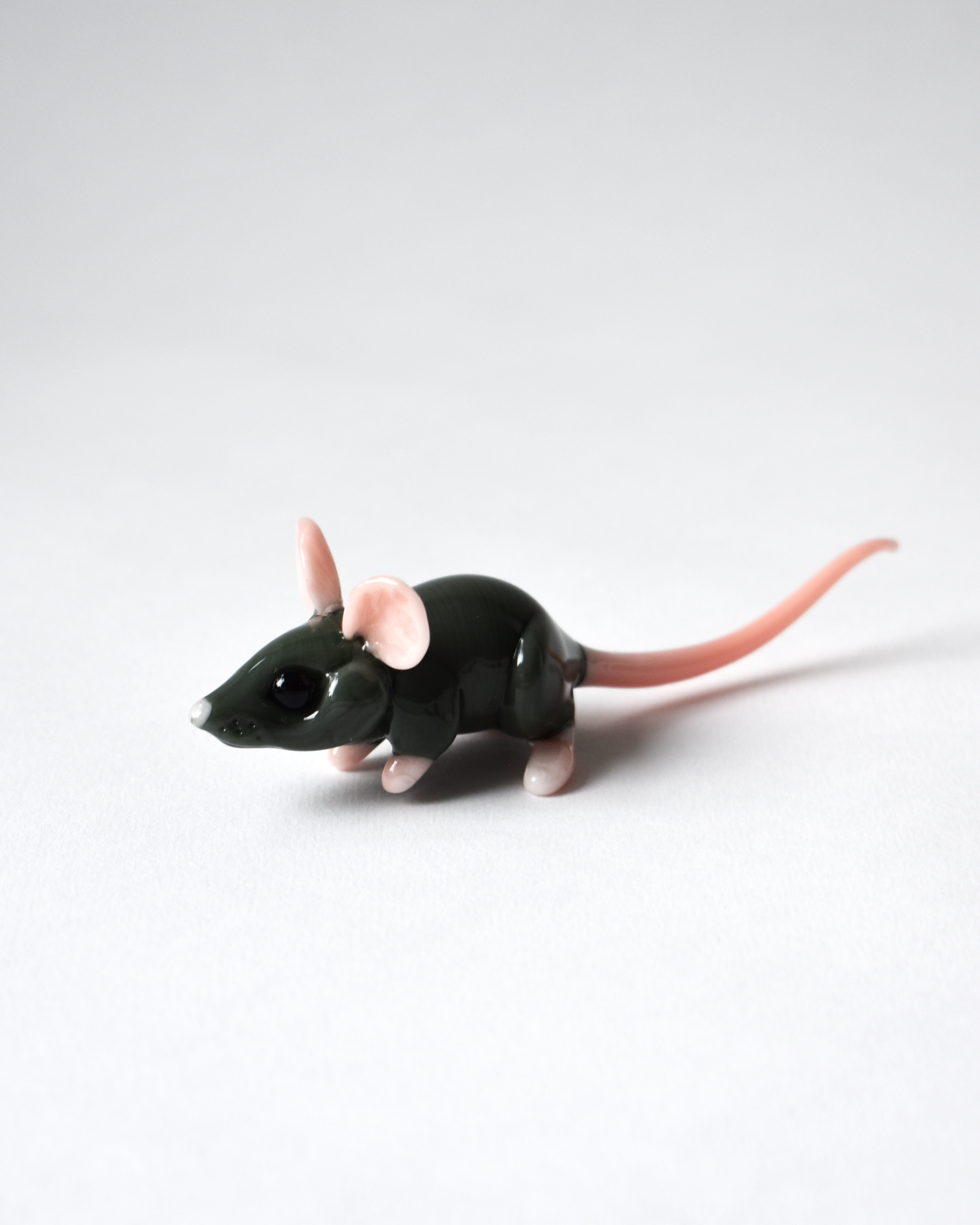 'Inquisitive Grey Mouse' Glass Sculpture