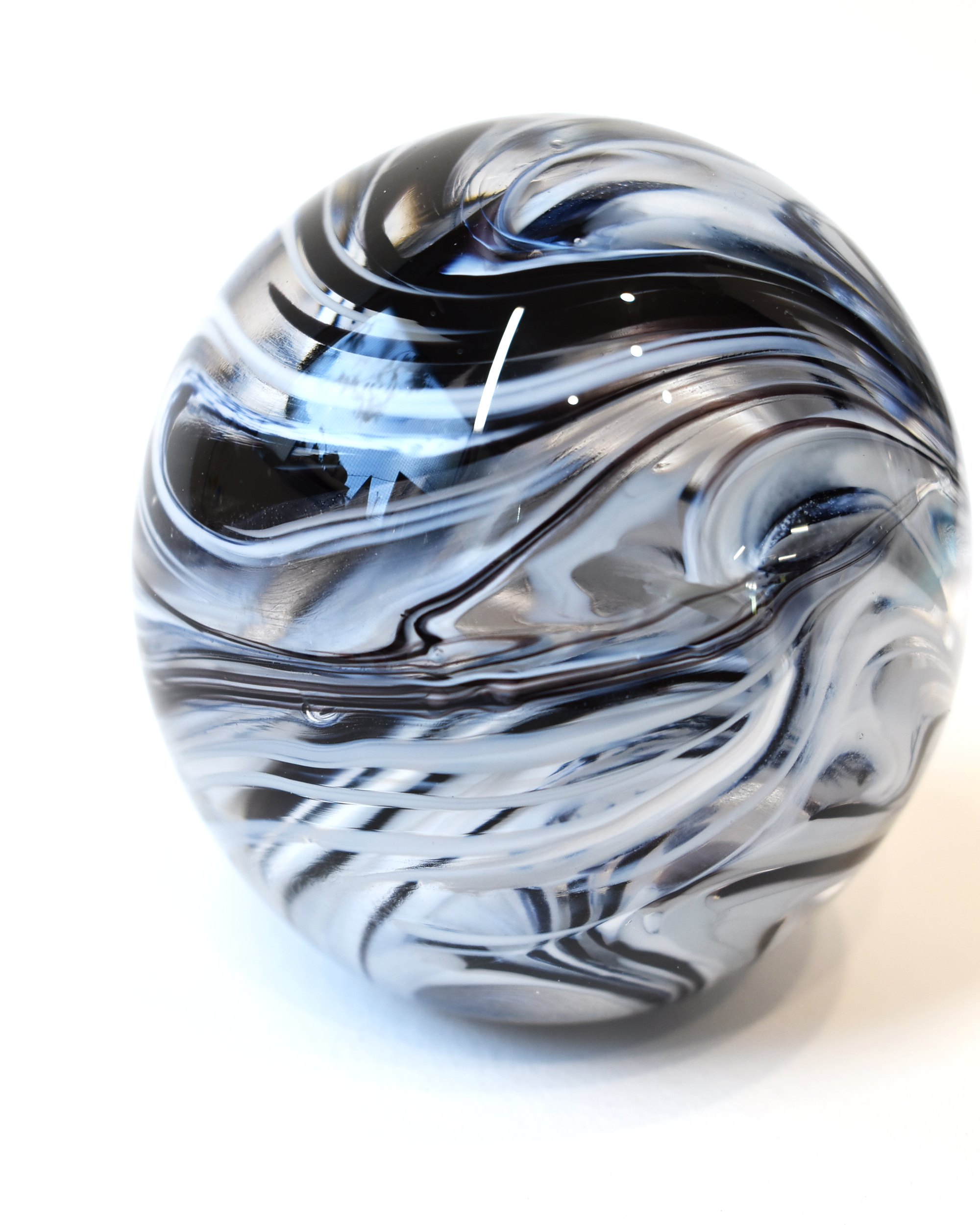 Monochrome Swirl Paperweight (L)