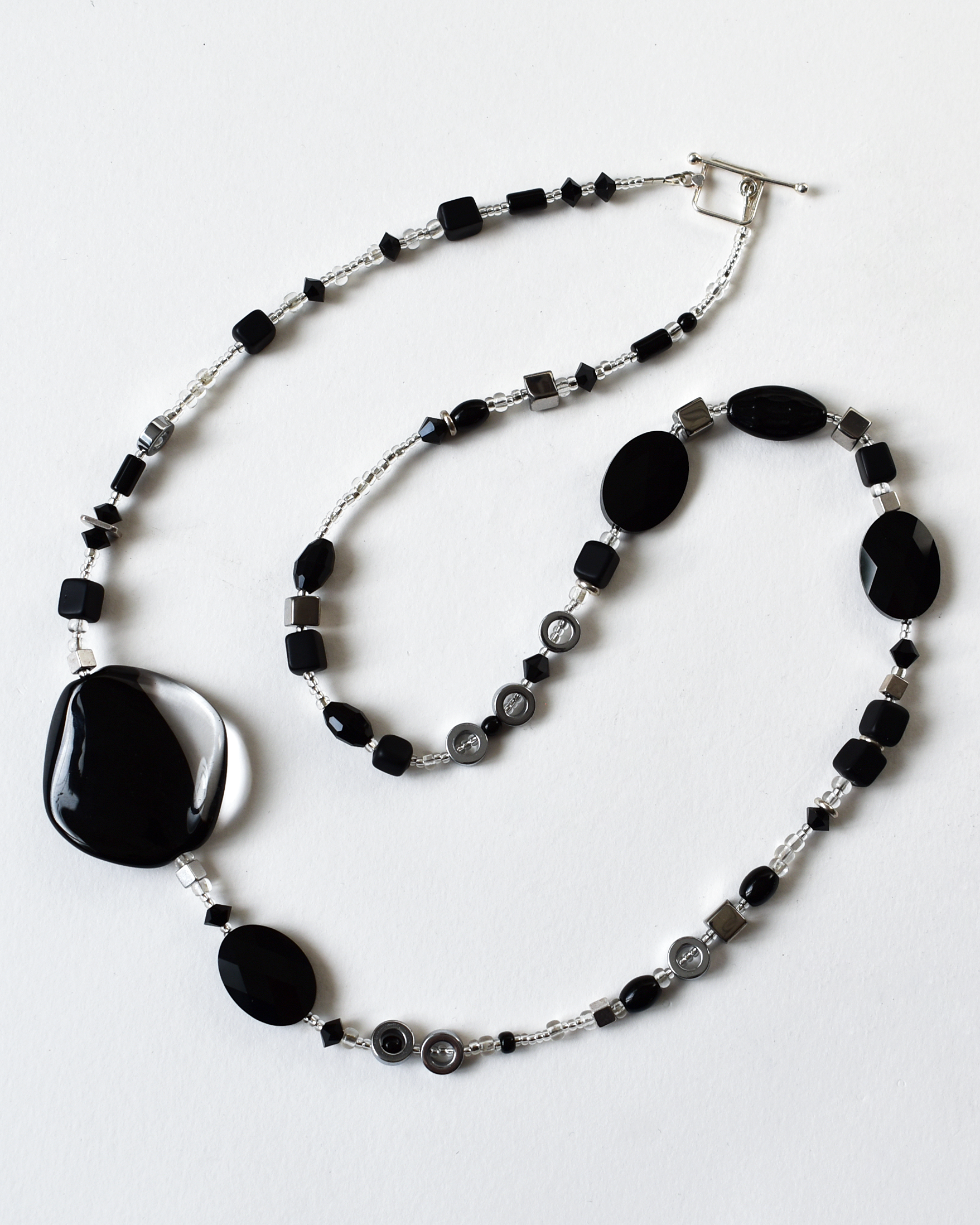 'Midnight Elegance' Long Beaded Necklace