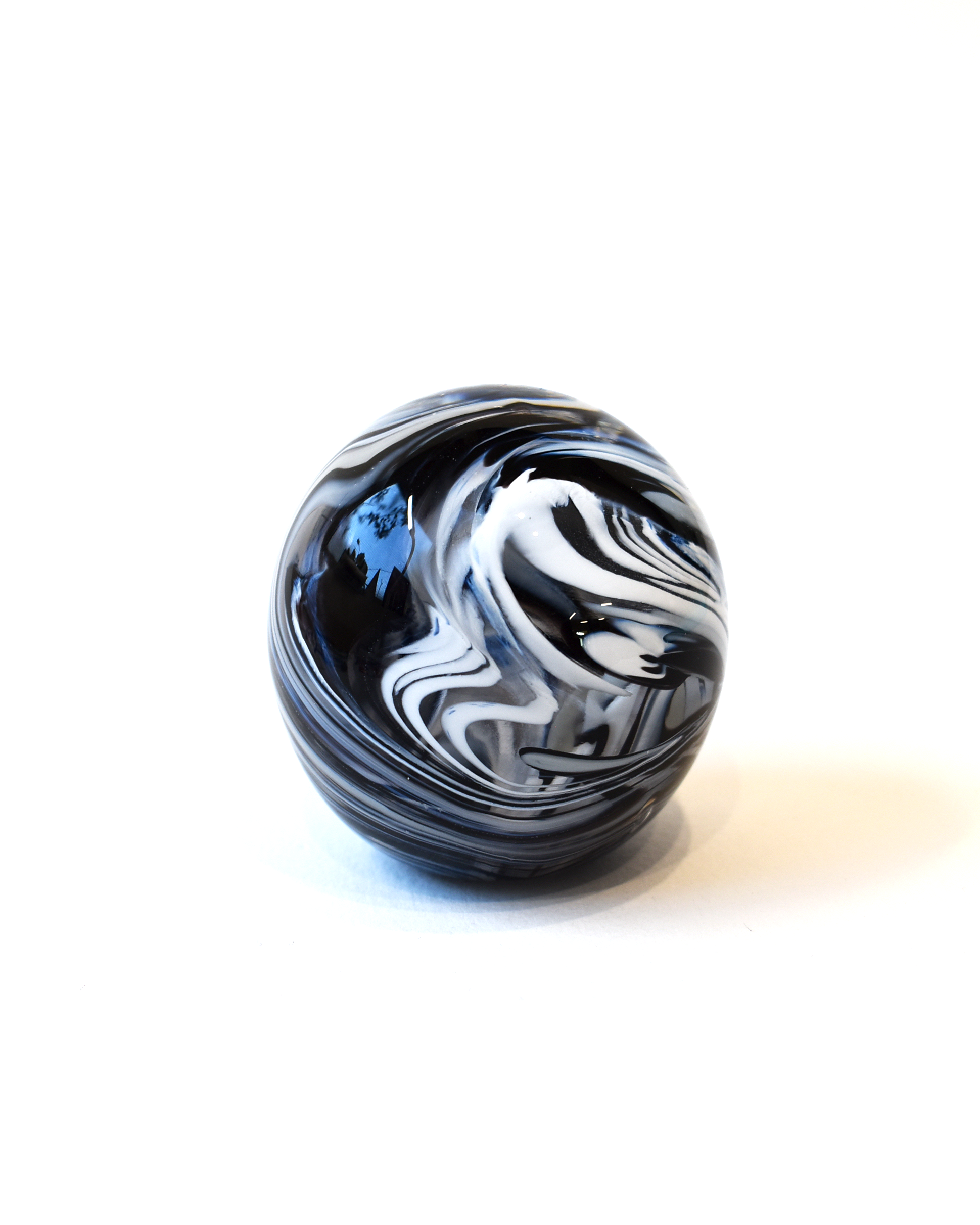 Monochrome Swirl Paperweight (S)