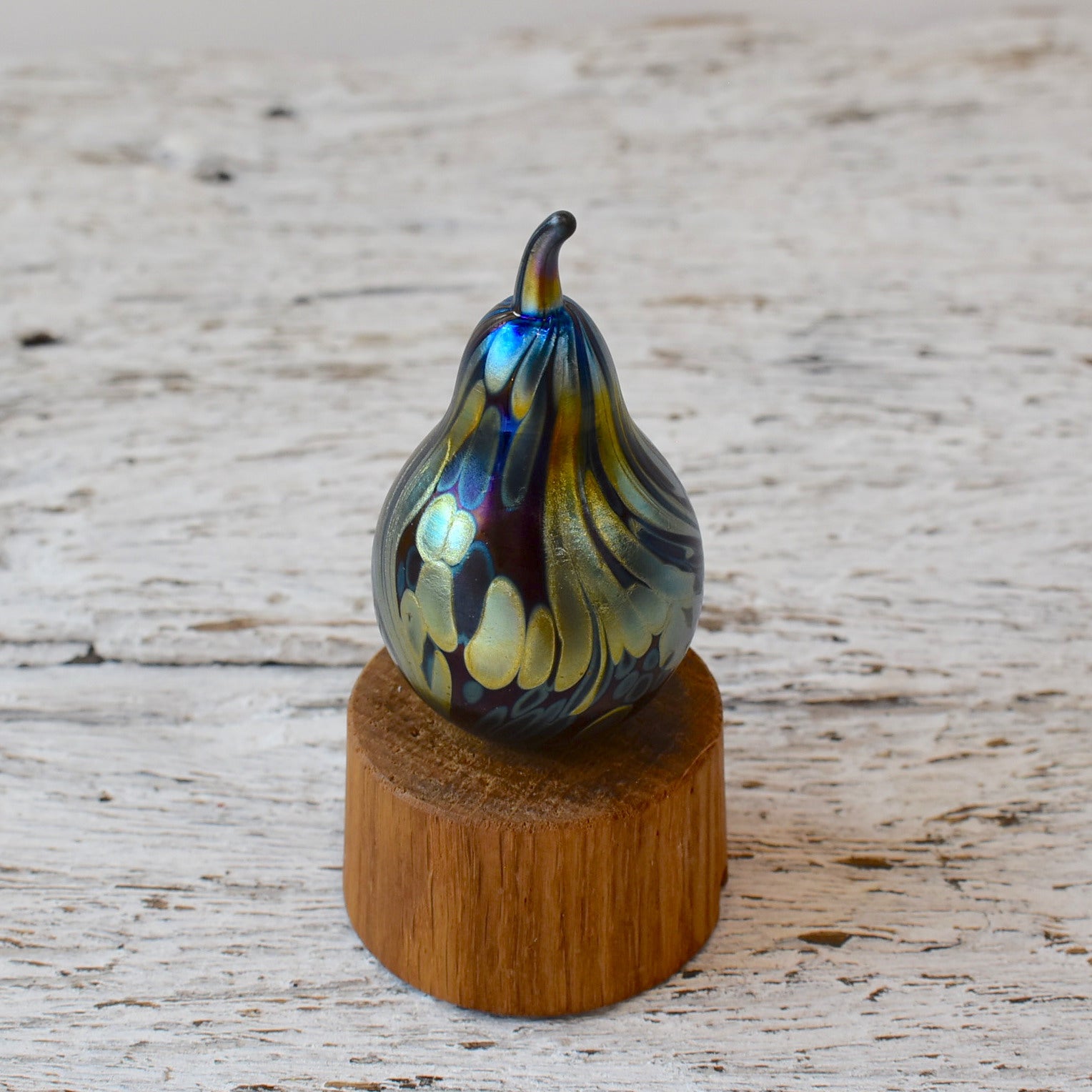 Featherspray Noir Glass Pear - Corley Studio Shop