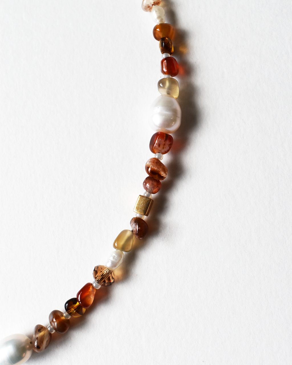 Warm Agate Freshwater Pearl Beaded Necklace