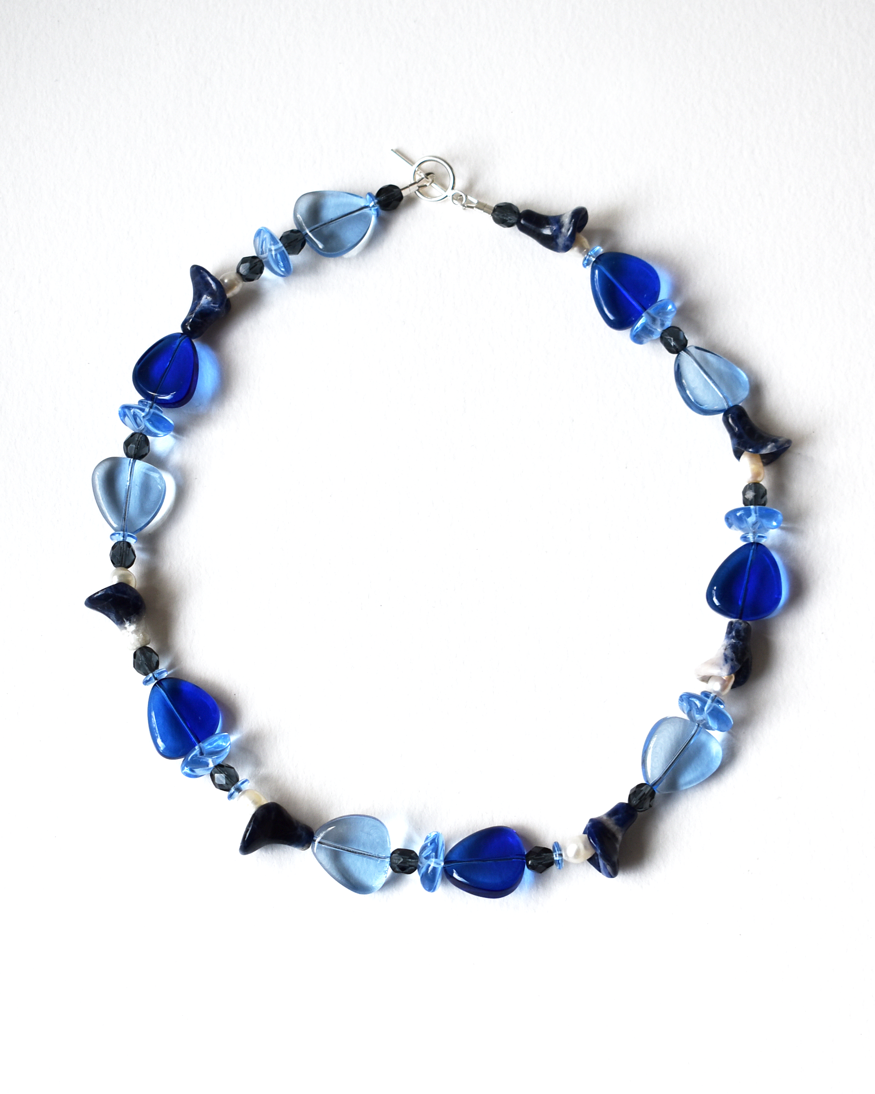 Blue Beaded Trumpet Flower Necklace