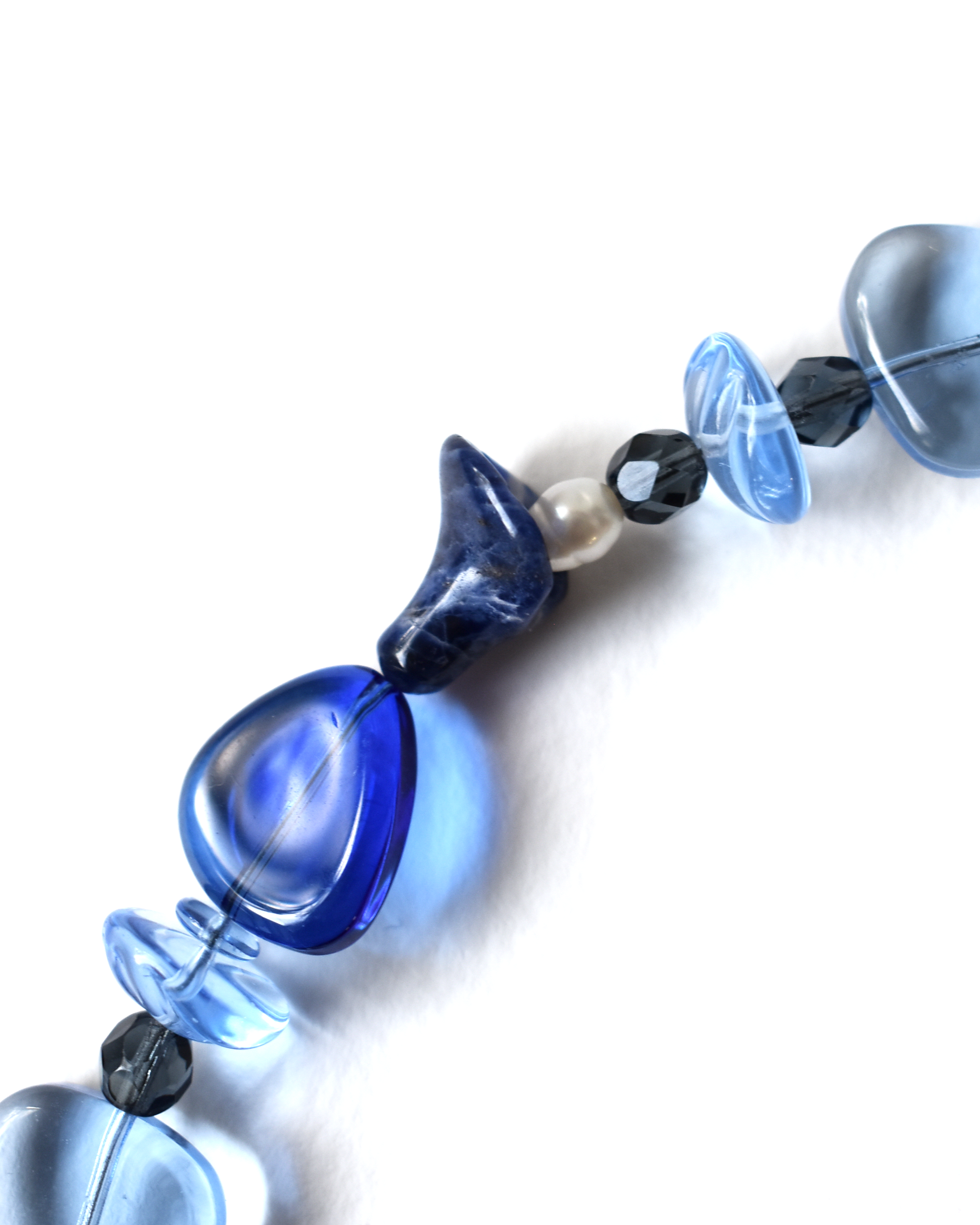 Blue Beaded Trumpet Flower Necklace