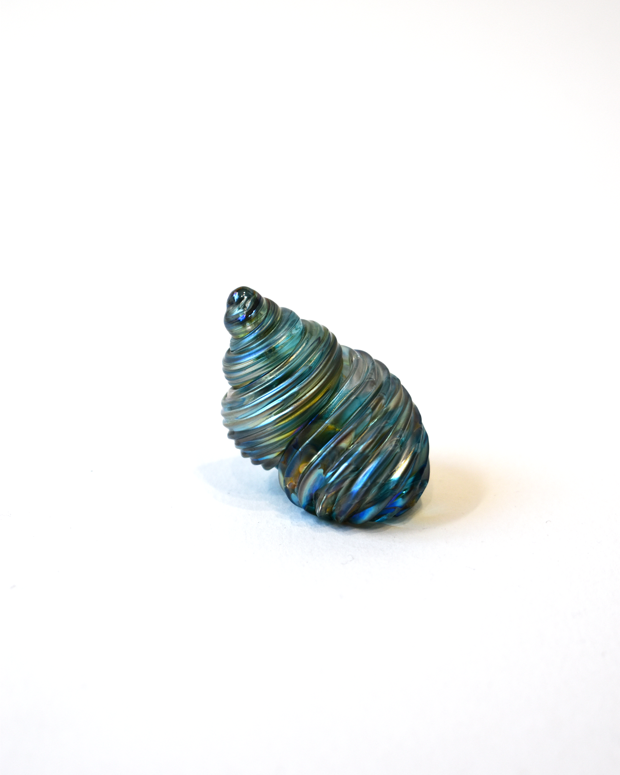 Conical Blue Featherspray Glass Shell (S)