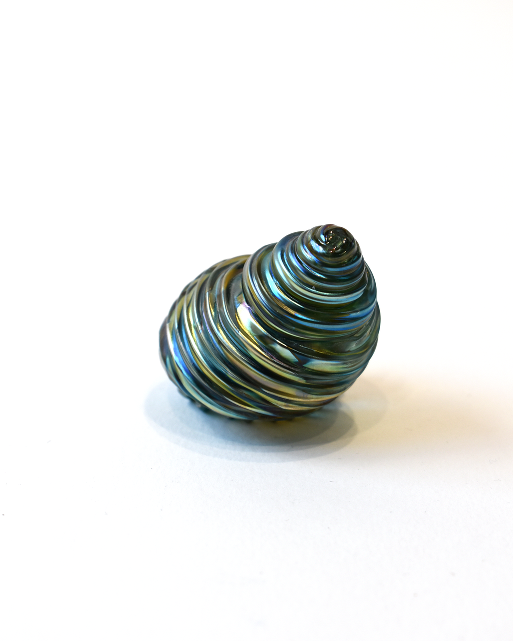 Conical Blue Featherspray Glass Shell (L)