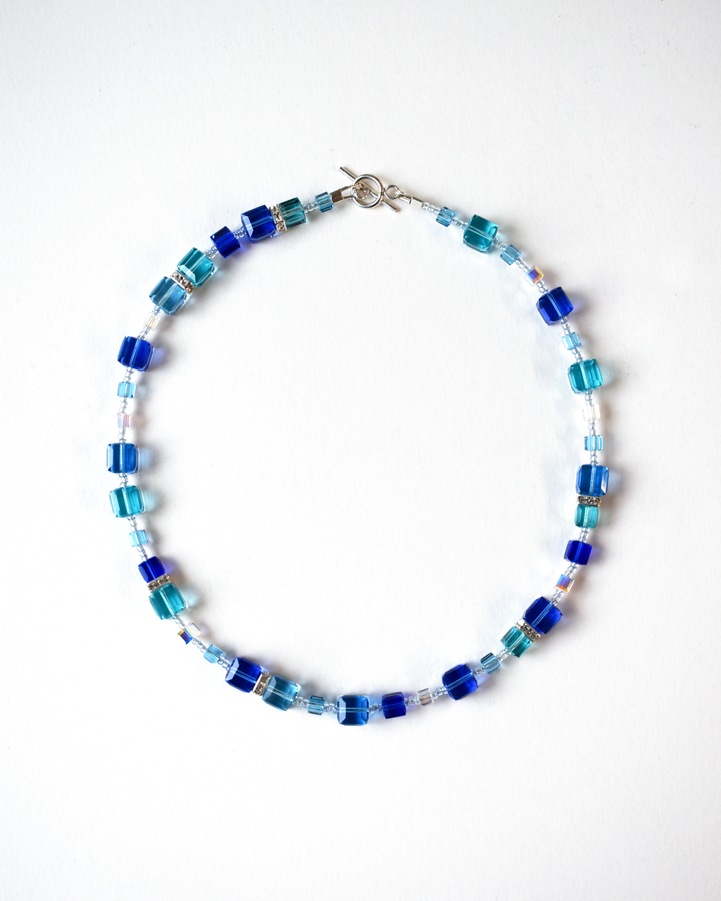 Shimmering Blue Cube Bead Crystal Necklace