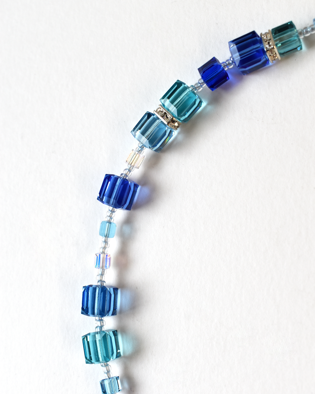Shimmering Blue Cube Bead Crystal Necklace