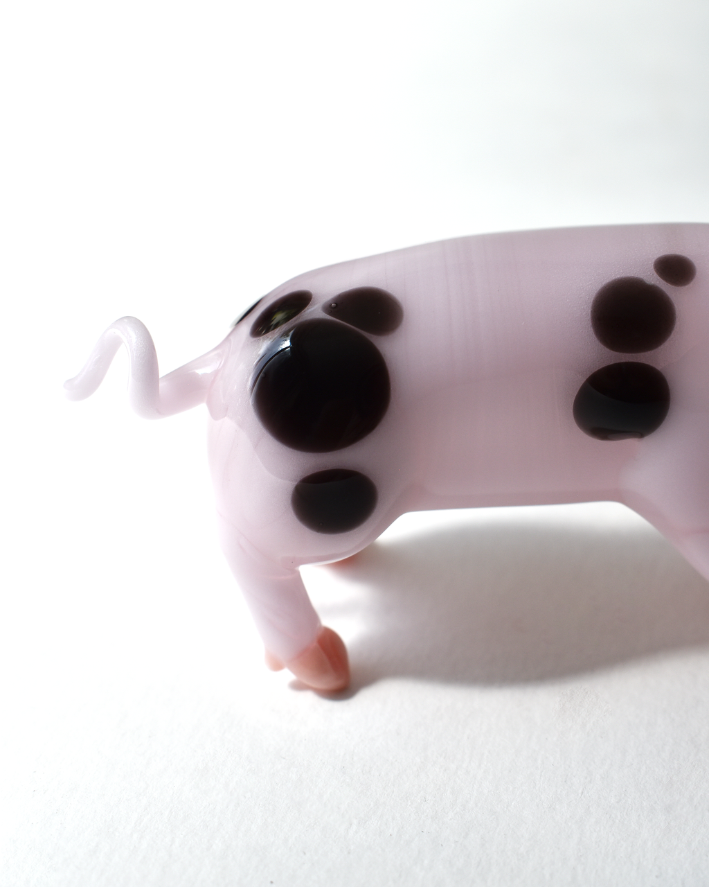 'Pink Spotted Pig' Glass Sculpture
