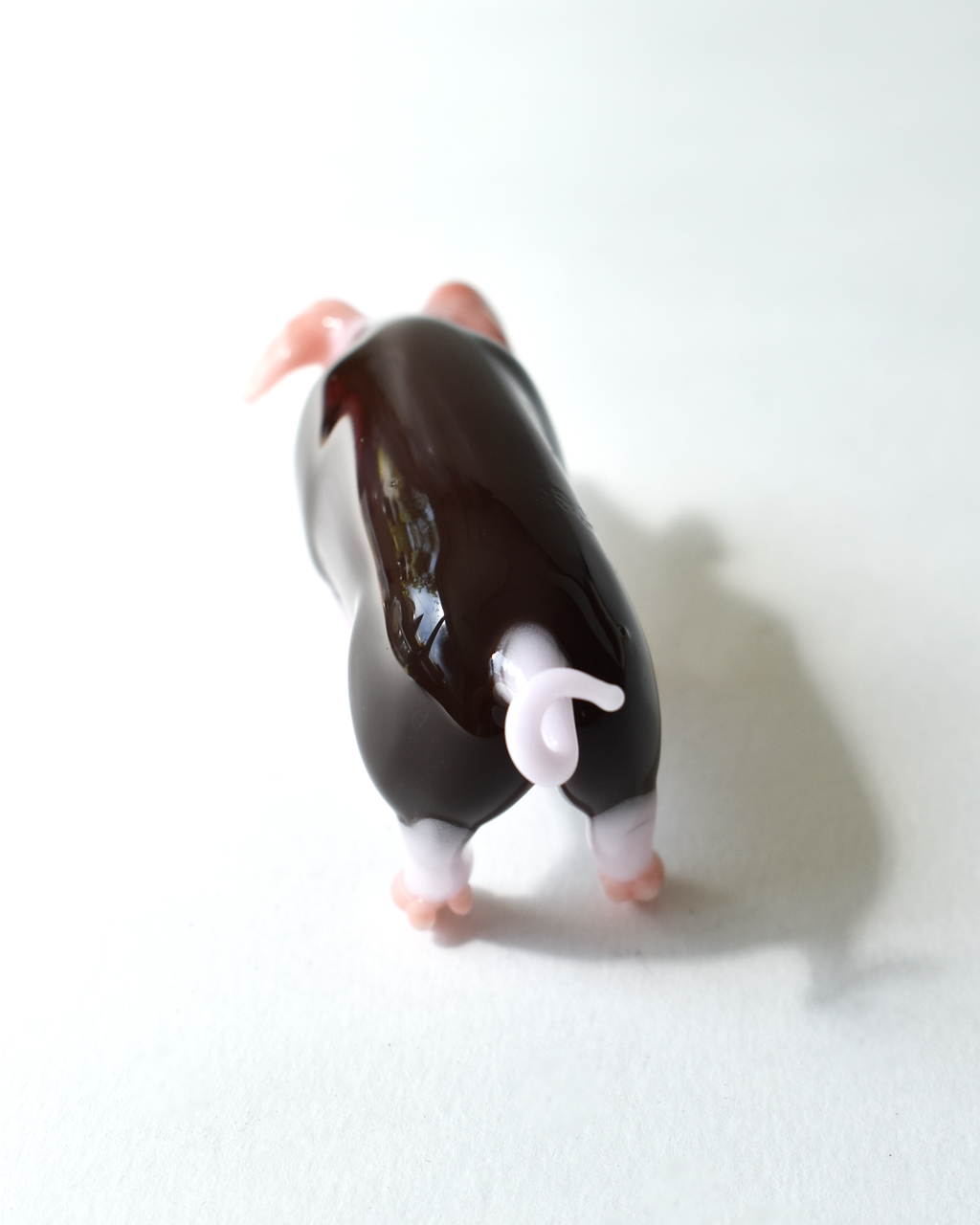 'Brown & Pink Pig' Glass Sculpture