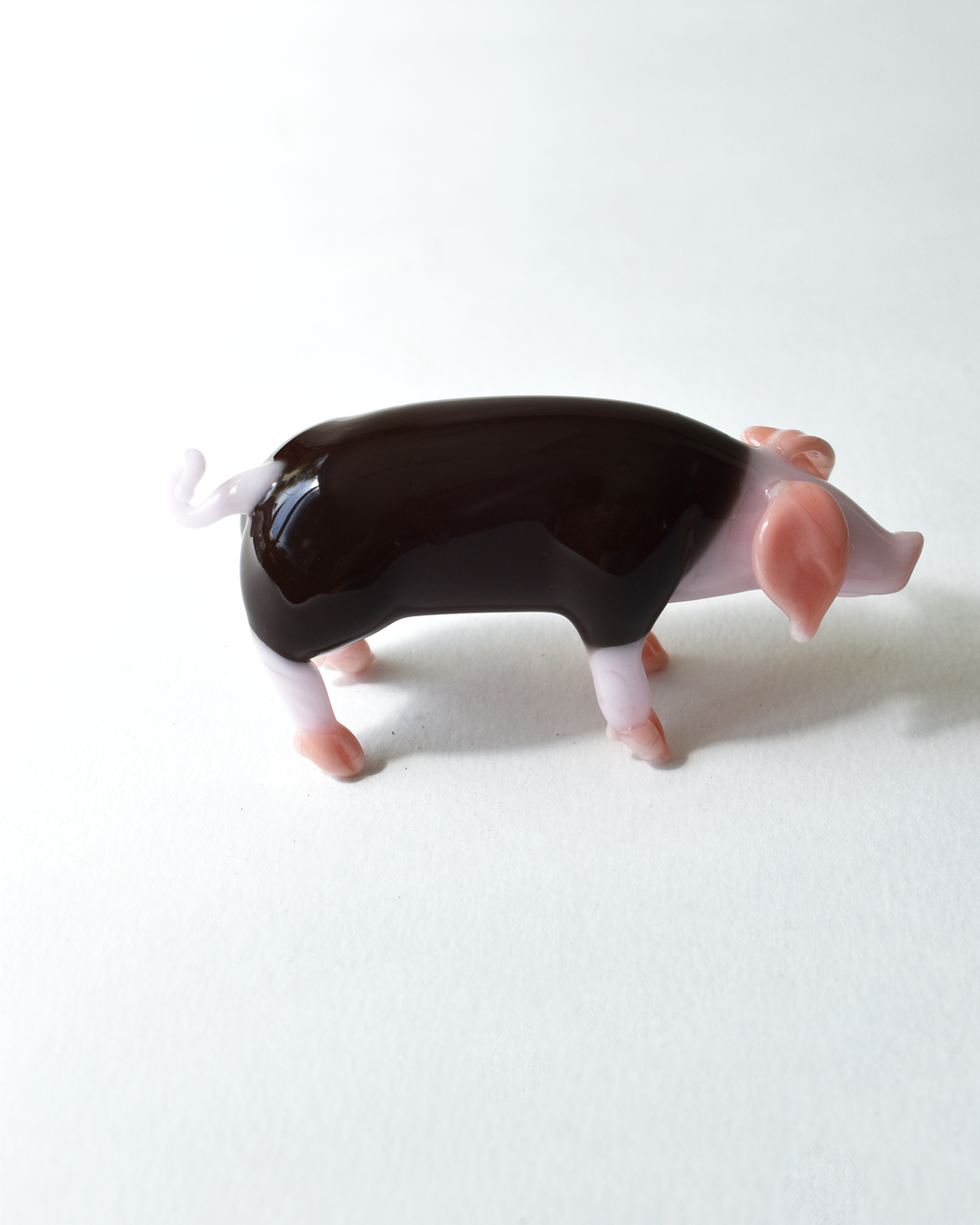 'Brown & Pink Pig' Glass Sculpture