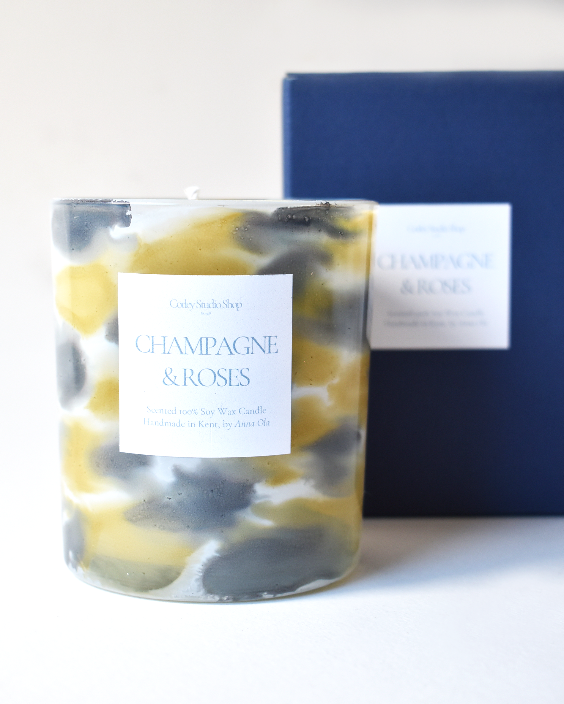 'Champagne & Roses' Golden Drift Candle