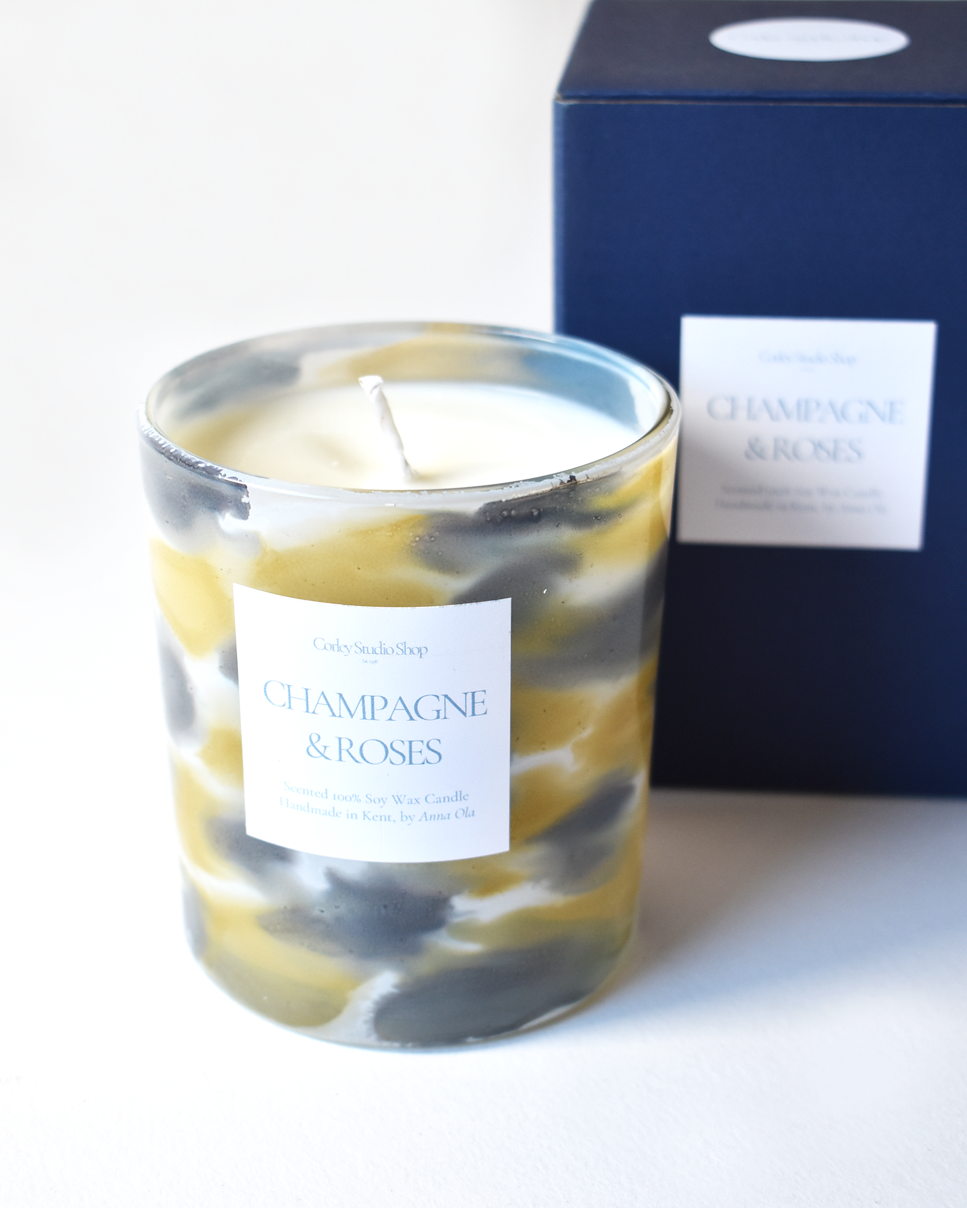 'Champagne & Roses' Golden Drift Candle