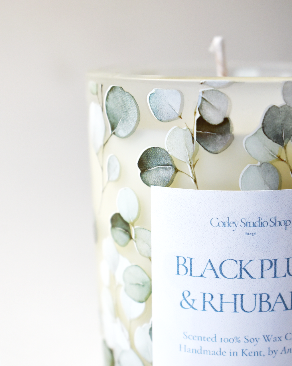 'Black Plum & Rhubarb' Coastal Leaf Candle